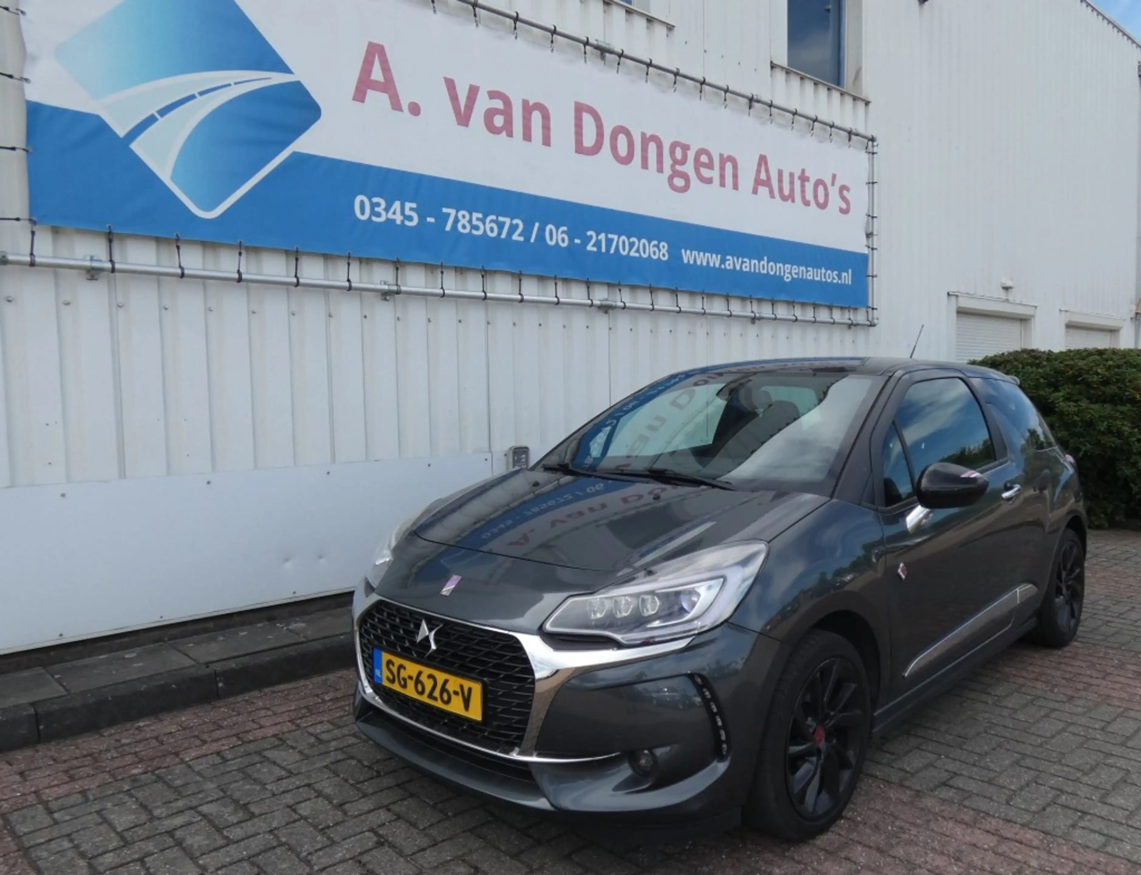 DS Automobiles DS 3 1.2 PureTech PERFORMANCE LINE,Navi.Led,DBriem Verv — photo 2