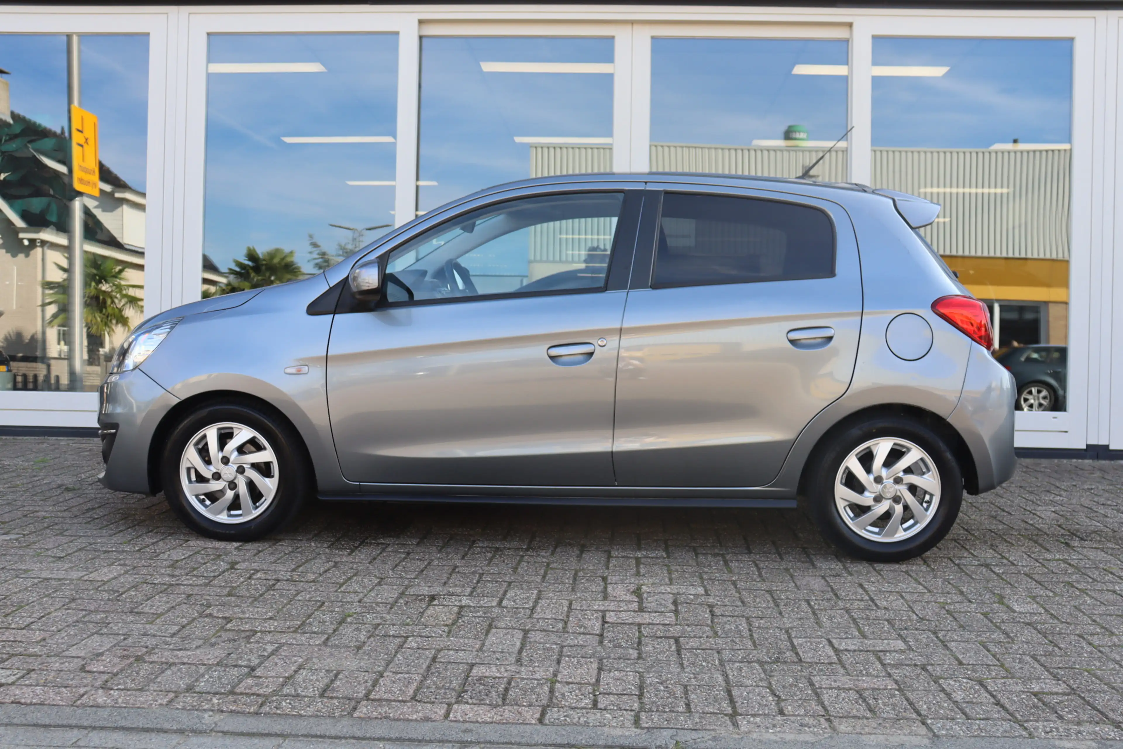 Mitsubishi Space Star 1.0 Active, Apple Carplay, Airco, Dealeronderhoude — photo 4