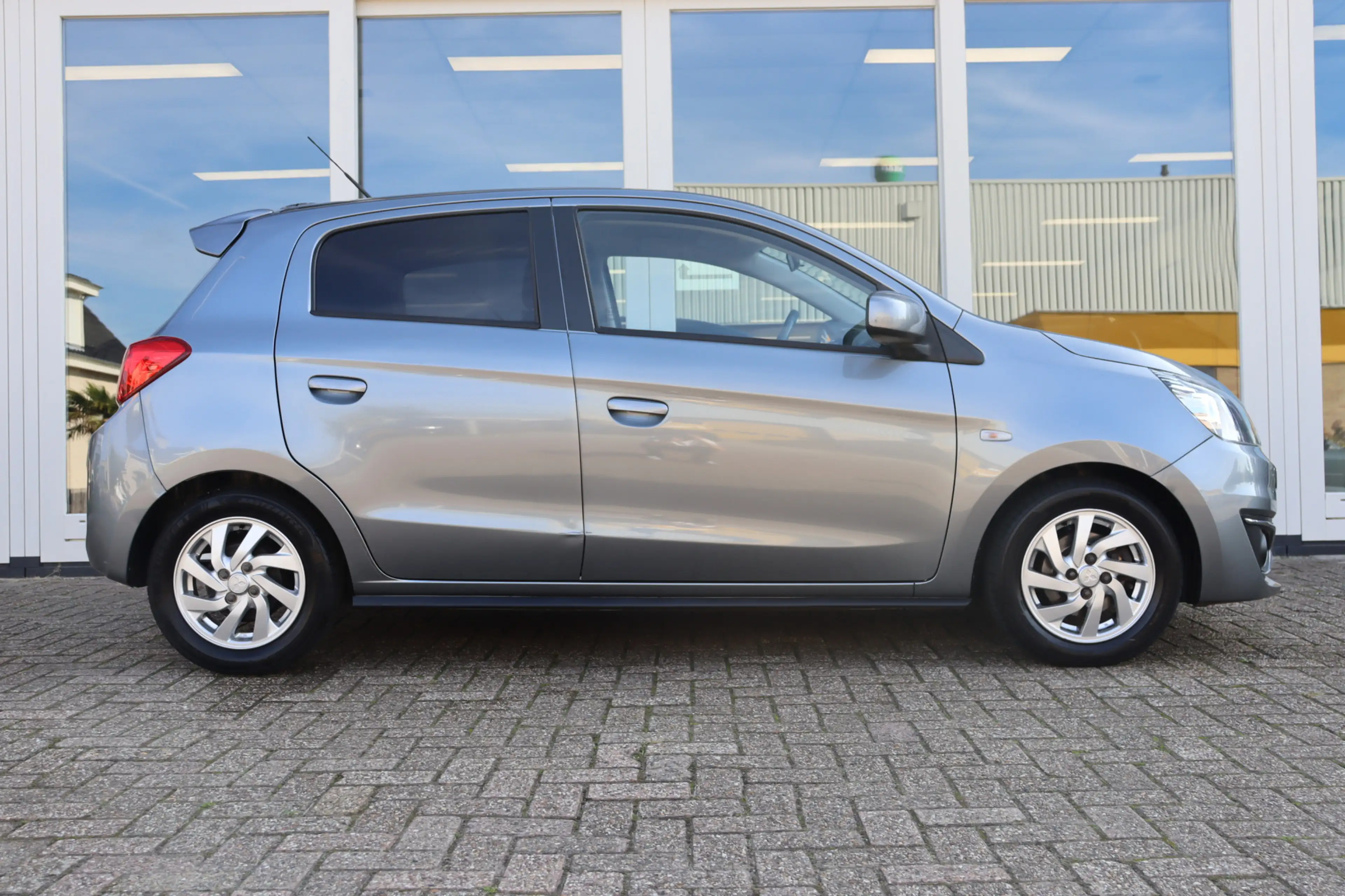 Mitsubishi Space Star 1.0 Active, Apple Carplay, Airco, Dealeronderhoude — photo 8