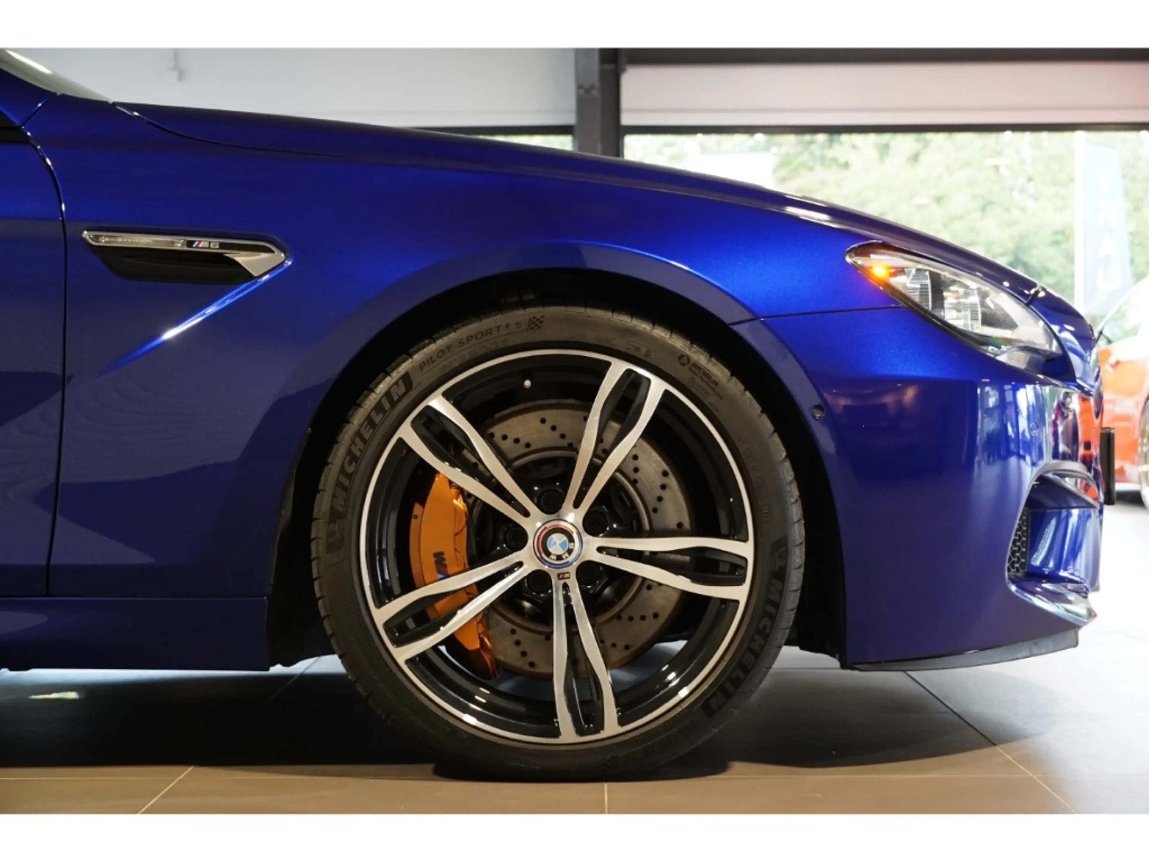 BMW M6 Carbon B&O-High Led Memo 360°VOLLLEDER Keyless — photo 7