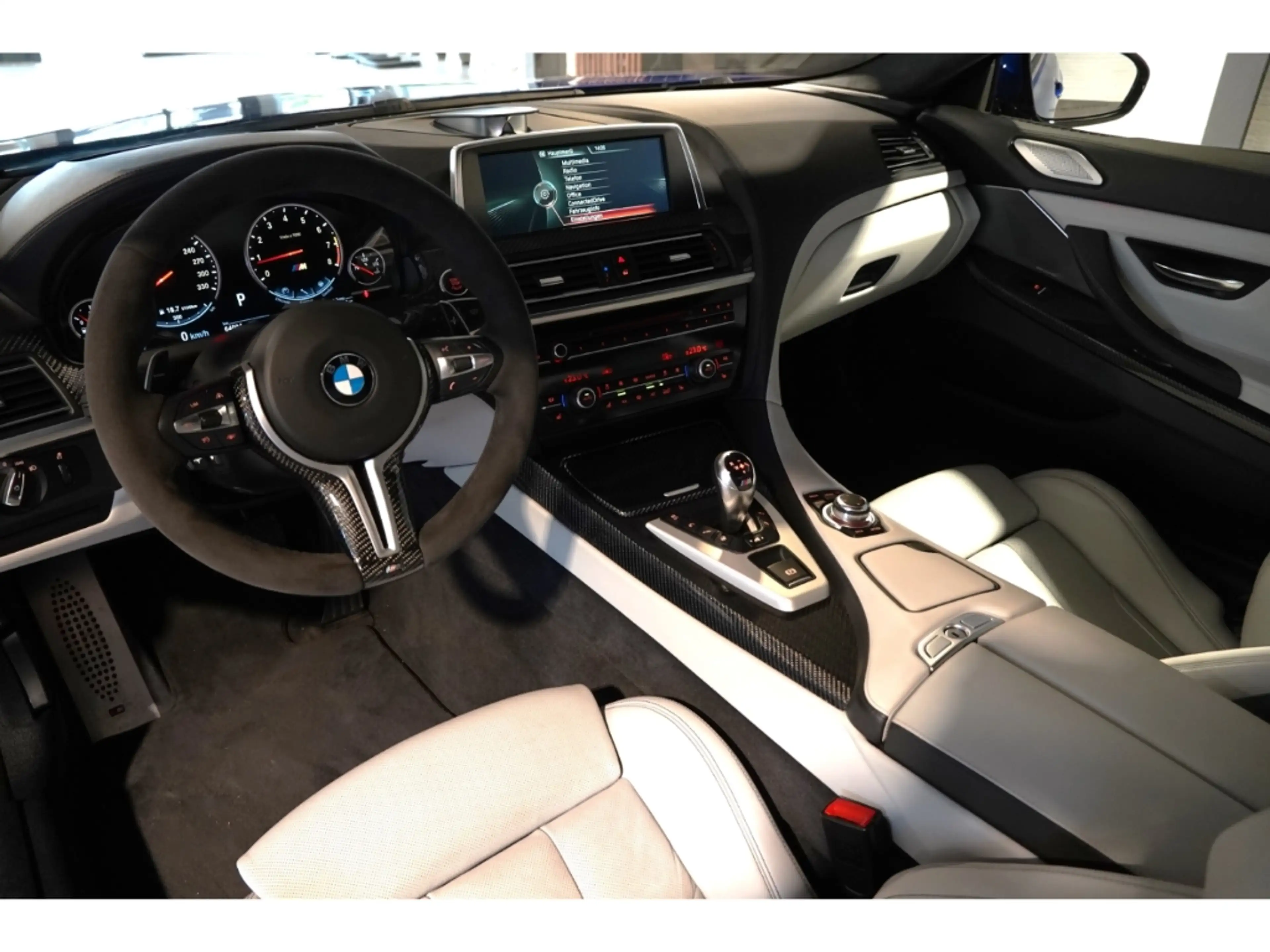 BMW M6 Carbon B&O-High Led Memo 360°VOLLLEDER Keyless — photo 9