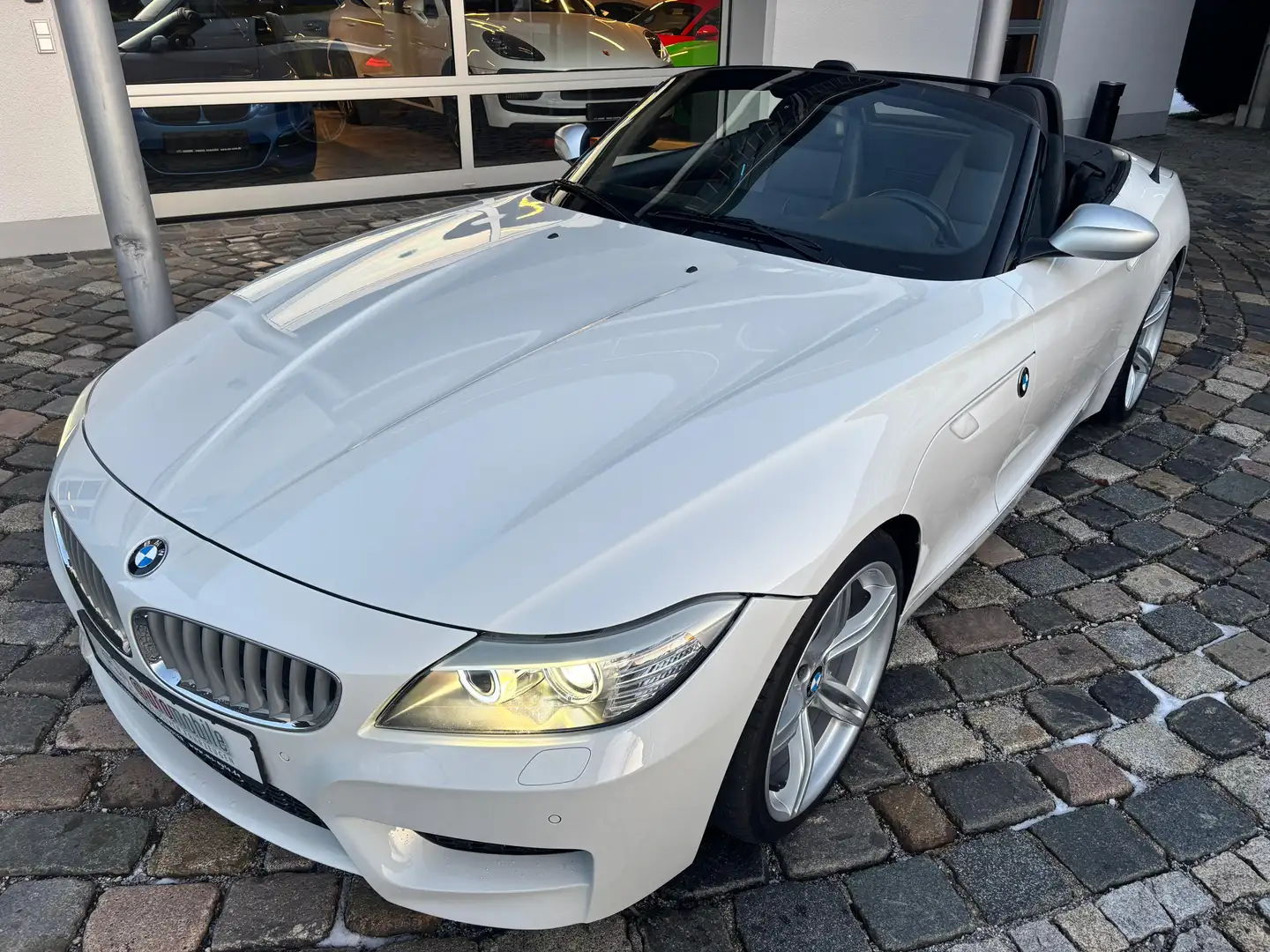 BMW Z4 35is Original 36900km! Nav|StzHzg|HiFi|PDC Weiß - 2
