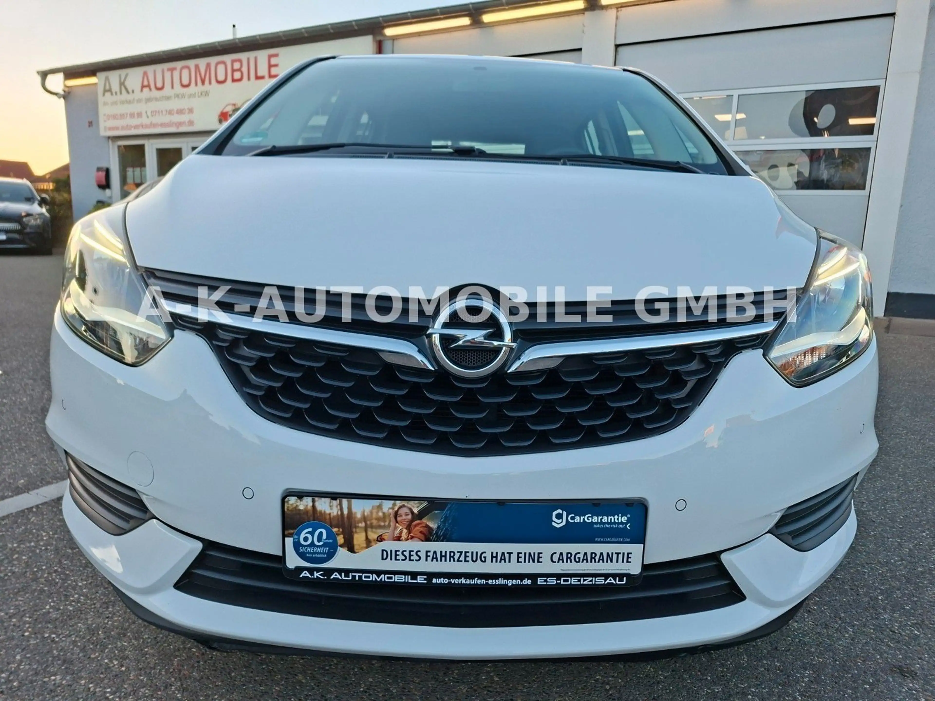 Opel Zafira Tourer — photo 3