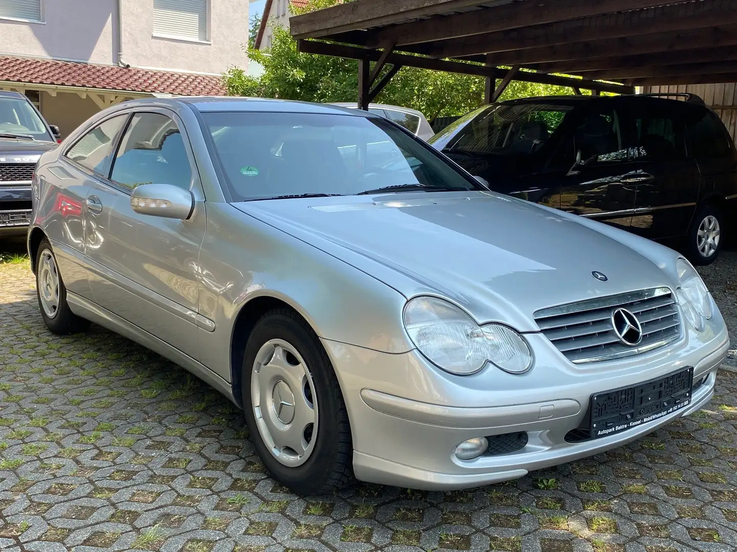Mercedes-Benz C 180 C 180 Kompressor (203.746) Grau - 2