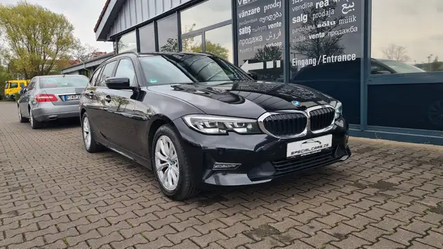 Bmw 318 d Touring AUT AG PLUS LED Apple CP