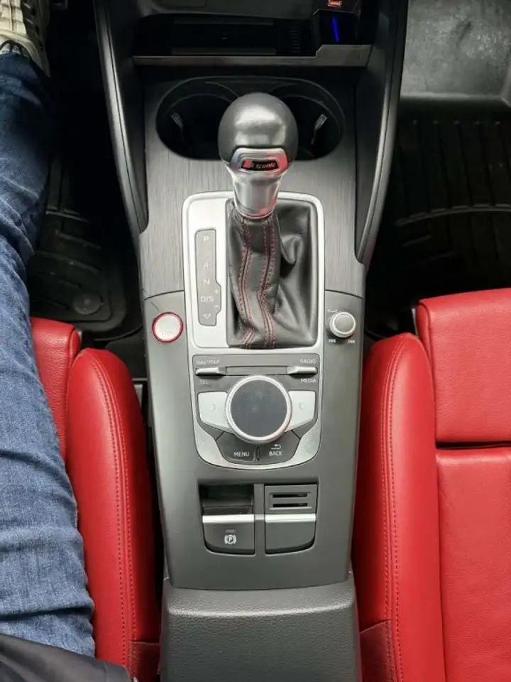 Audi S3 снимка Audi S3