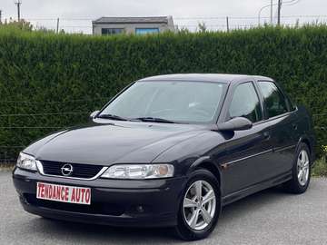 1.6i Edition 2000 - 1e Main - Automatique !