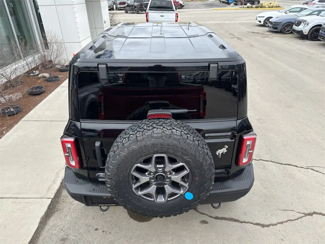 Ford Bronco снимка Ford Bronco