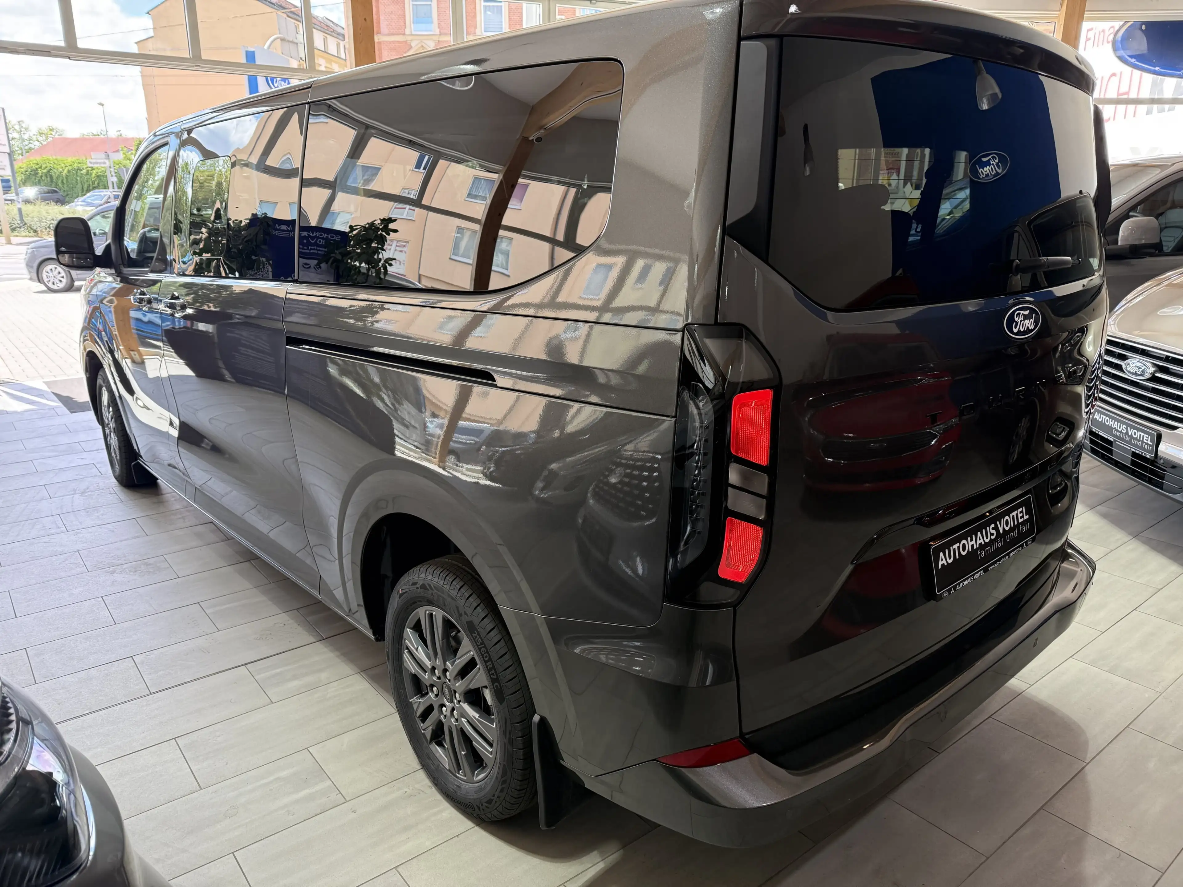 Ford Tourneo Custom Titanium L2 Standheizung / Stoffsitze — photo 7