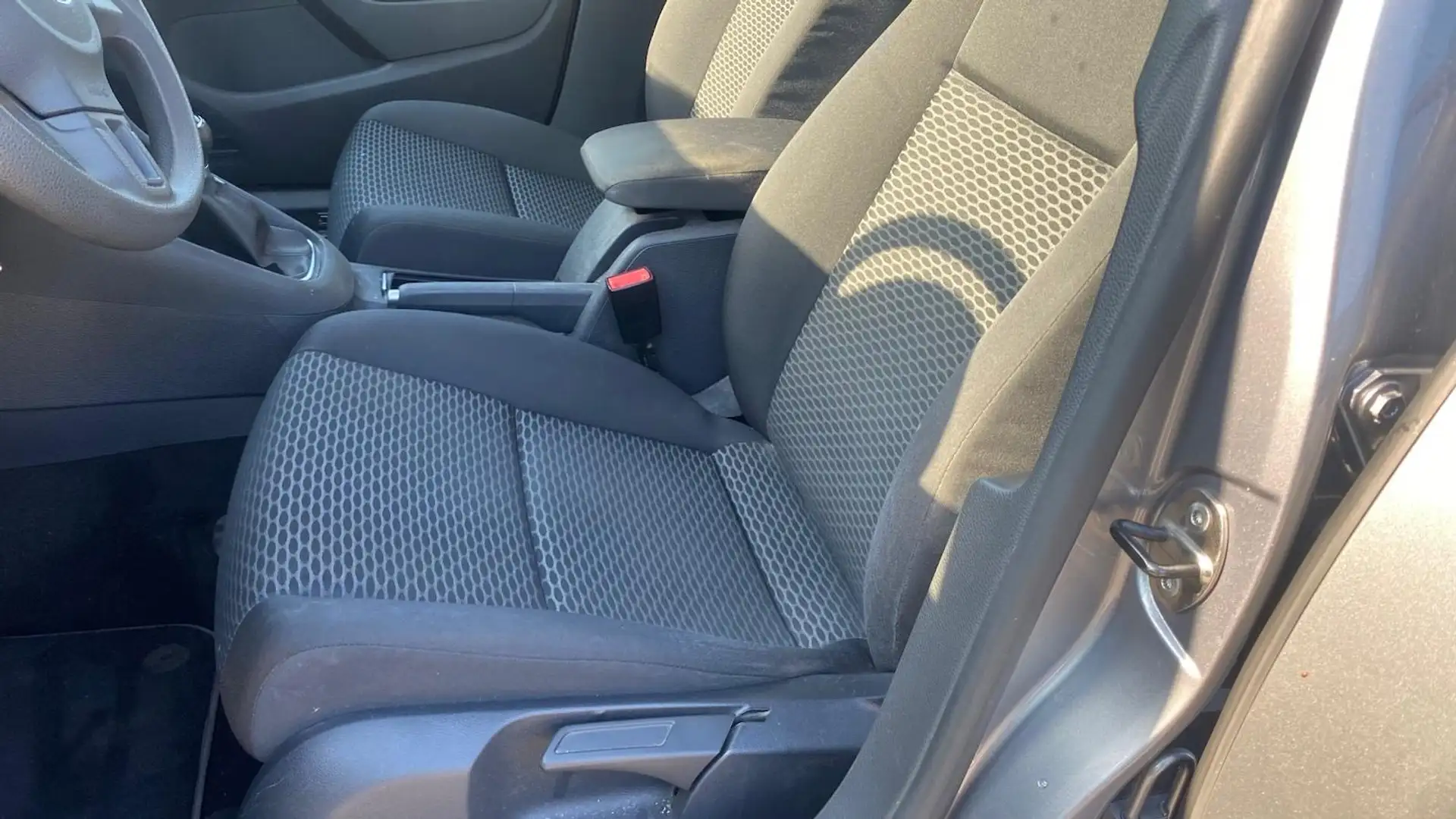 Volkswagen Golf VI 5p 2.0 tdi - 1