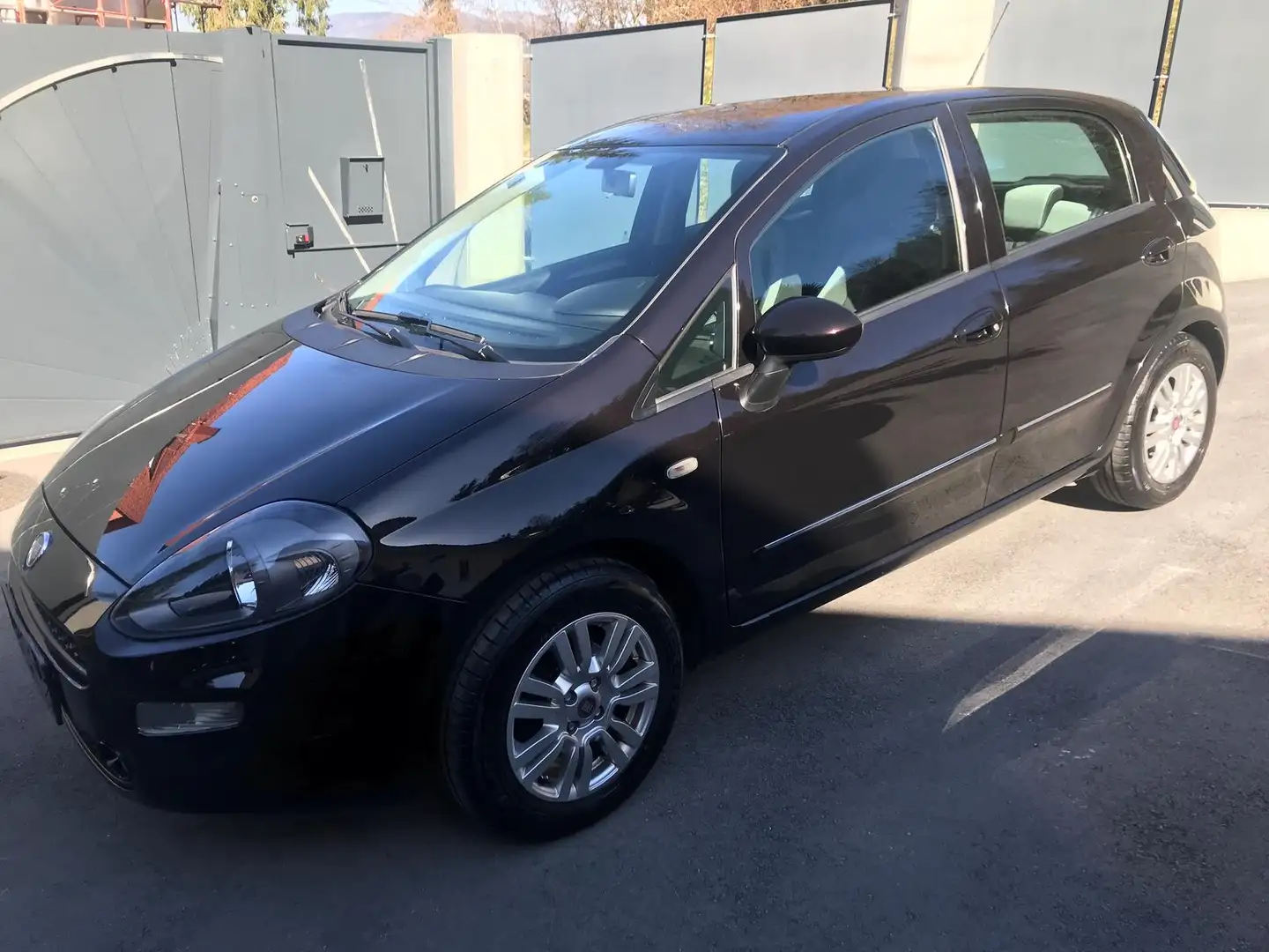 Fiat Punto Evo super Zustand Neuem Pickerl Schwarz - 2