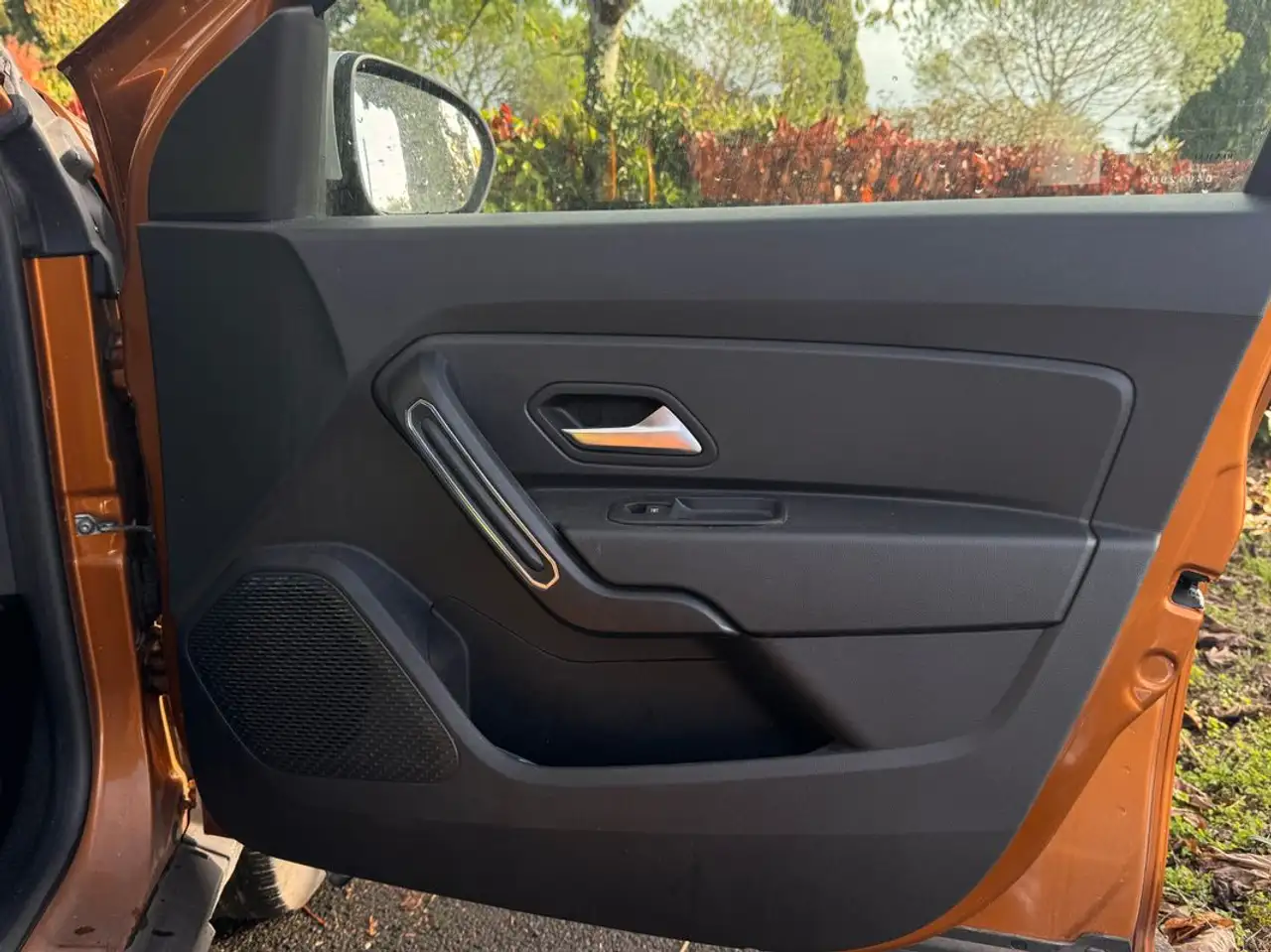 Dacia Duster — photo 22