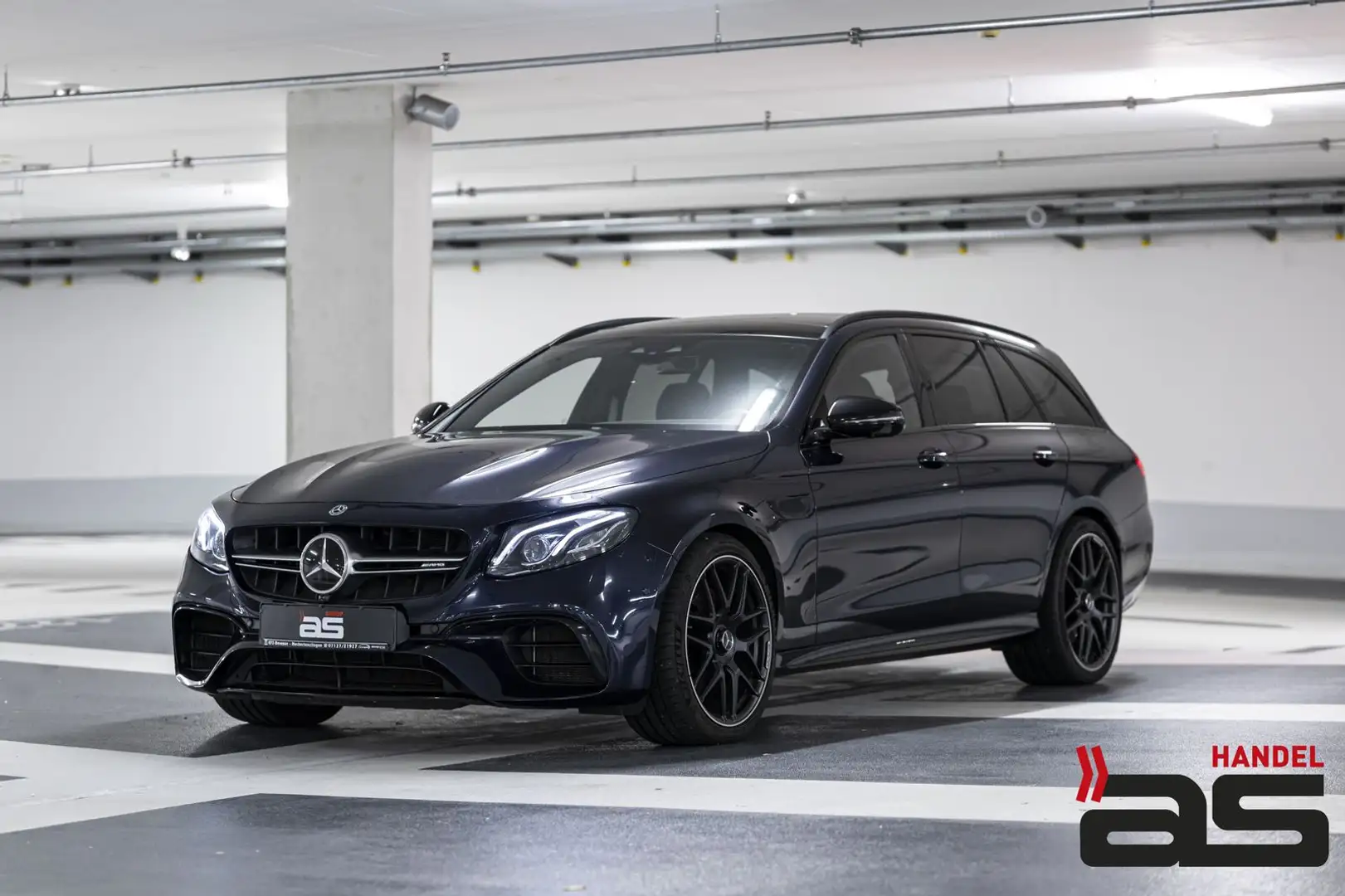 Mercedes-Benz E 63 AMG S Pano|HUD|Burm|Standh|Lift|360|AHK|20" Blau - 1