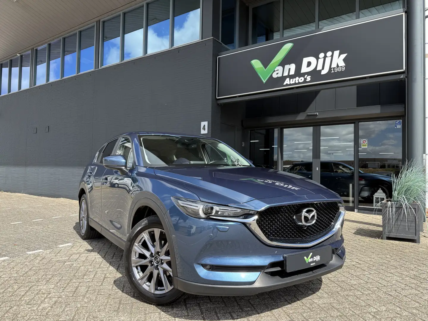 Mazda CX-5 2.0 Trekhaak Navi 360Camera Head-Up 19Inch Blauw - 1