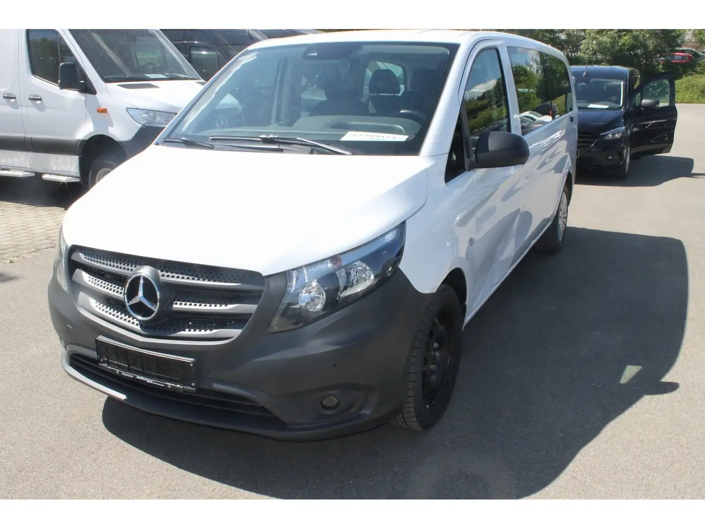 Mercedes-Benz Vito 114 CDI Tourer PRO Extralang+Navi+Kamera+ Blanc - 2