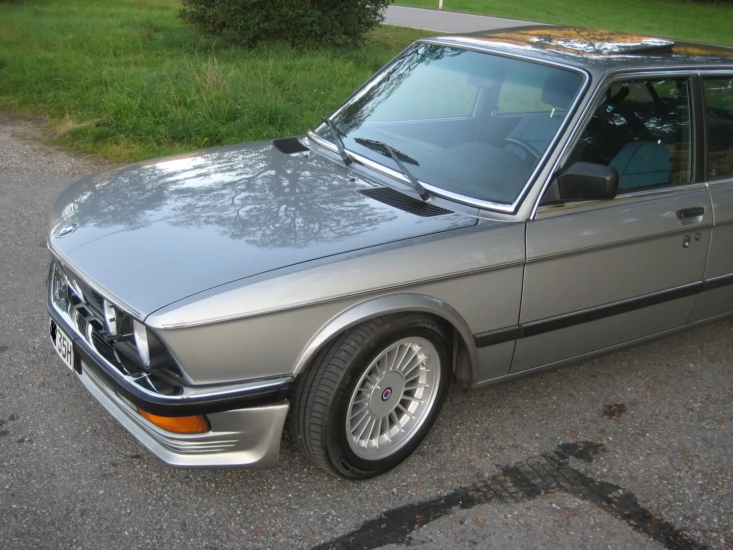 BMW 535 E28 Unfallfrei, Rostfrei, erster Lack Silber - 2
