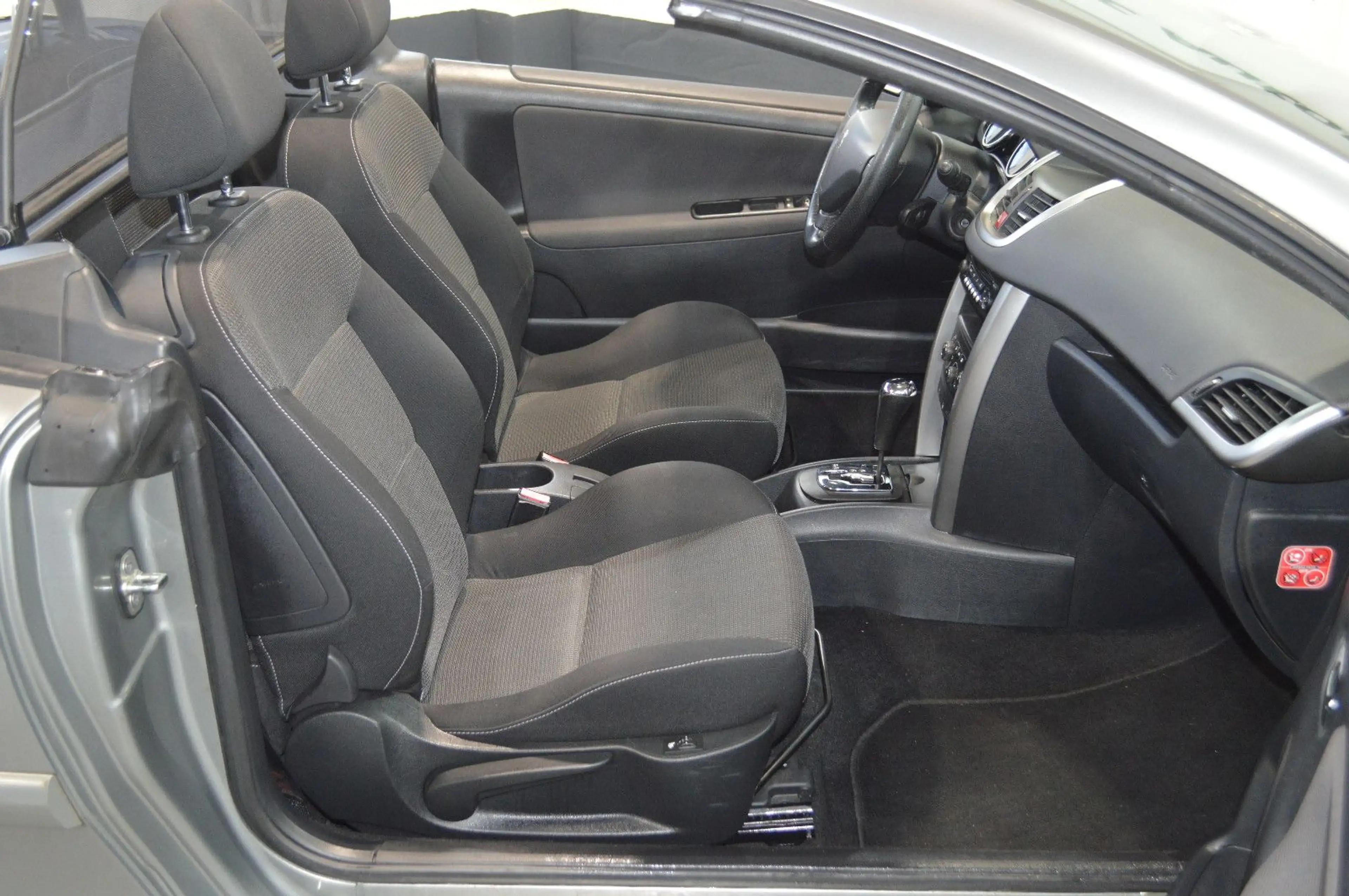 Peugeot 207 CC Cabrio Premium *Automatik* — photo 7