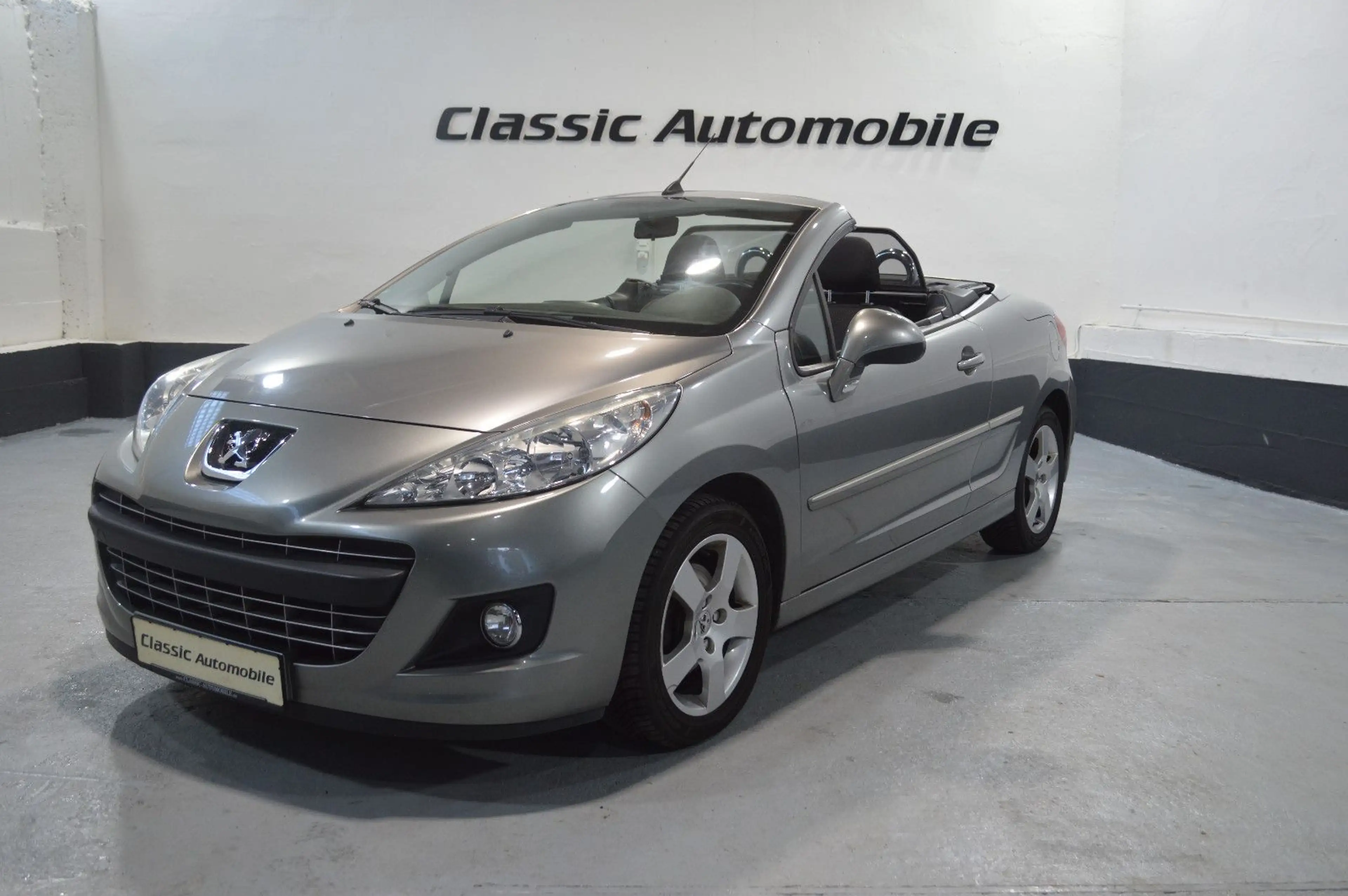 Peugeot 207 CC Cabrio Premium *Automatik*