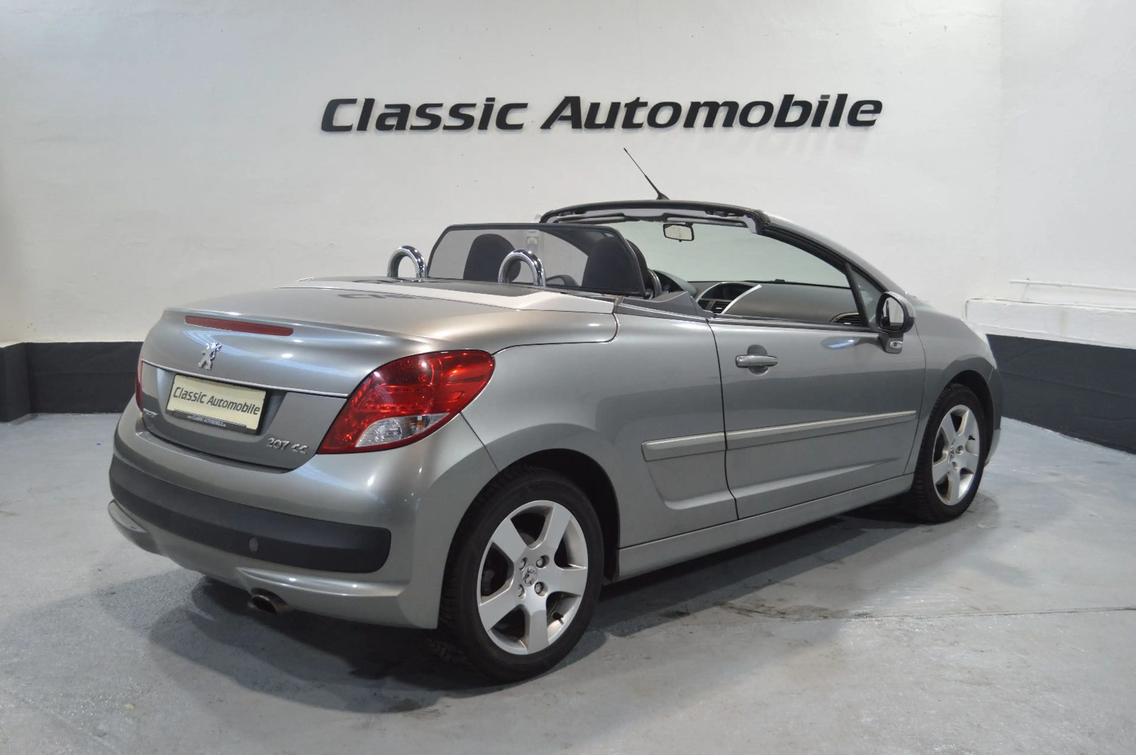 Peugeot 207 CC Cabrio Premium *Automatik* — photo 2