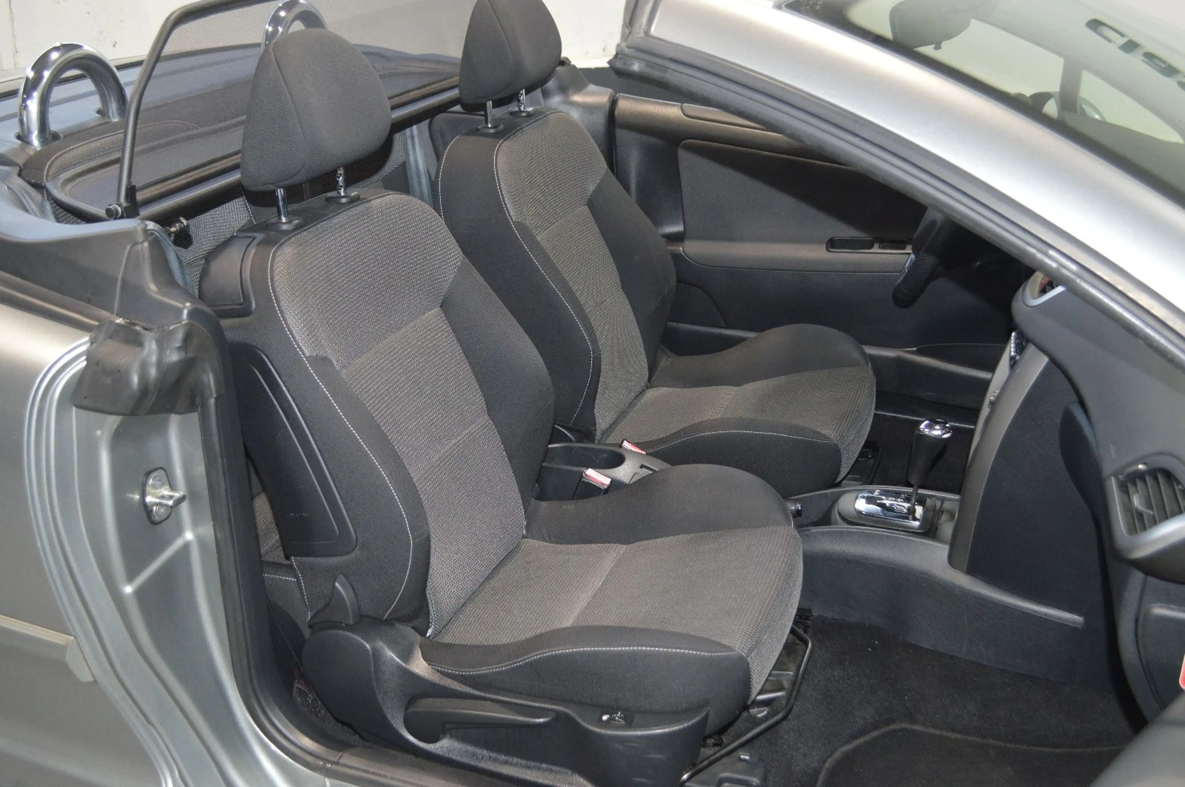 Peugeot 207 CC Cabrio Premium *Automatik* — photo 3