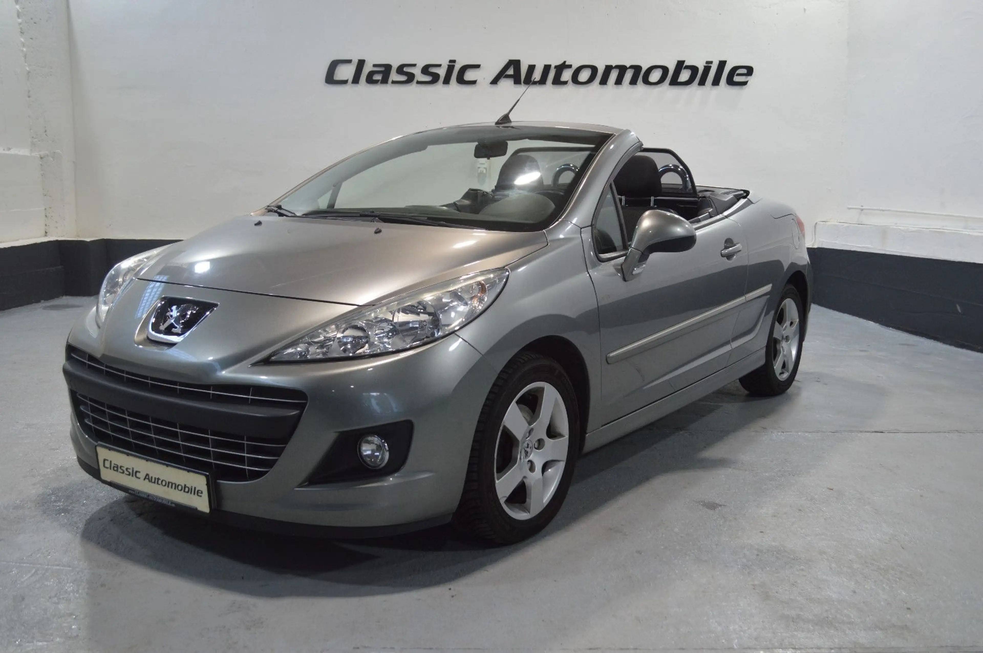 Peugeot 207 CC Cabrio Premium *Automatik* — photo 12