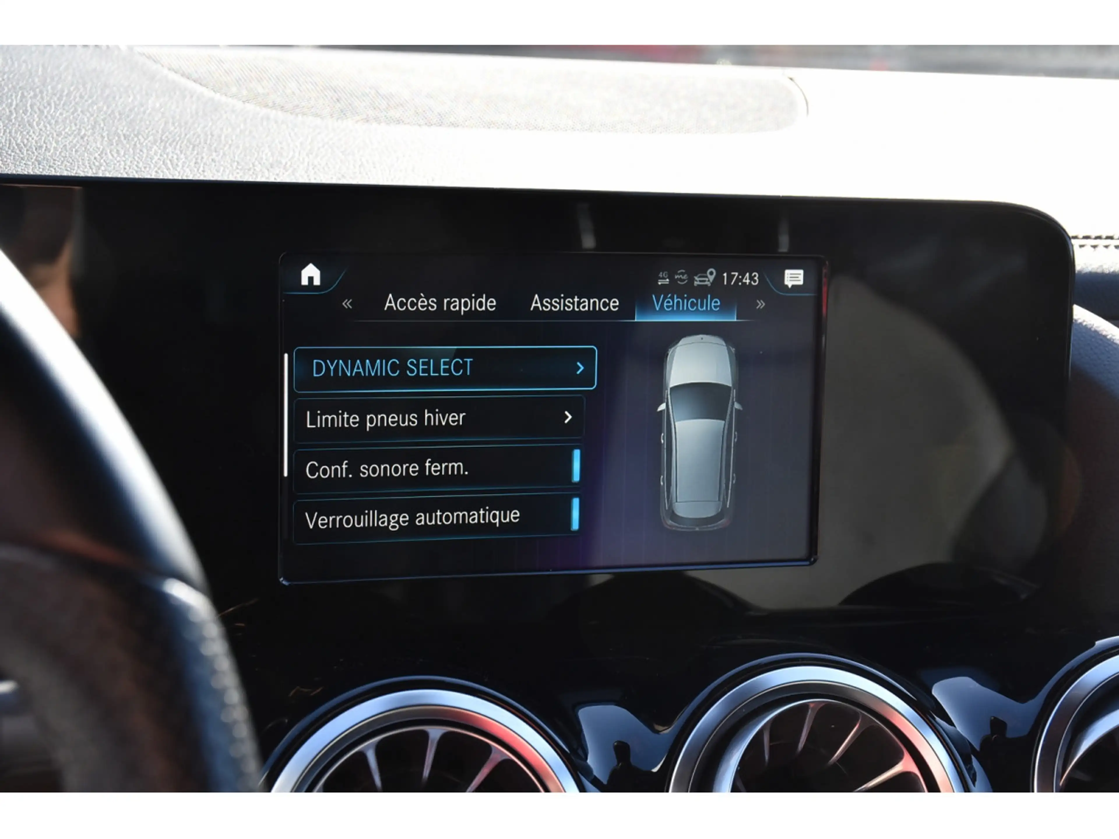 Mercedes-Benz B 180 AMG Line 7G-Tronic CUIR GPS LANE CAM CARNET — photo 15