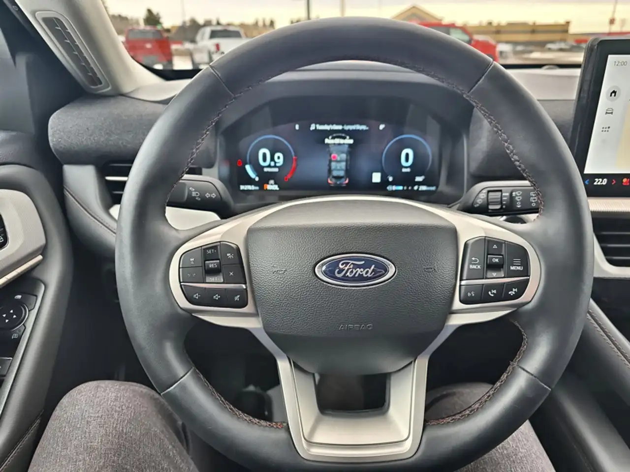 Ford Explorer снимка Ford Explorer