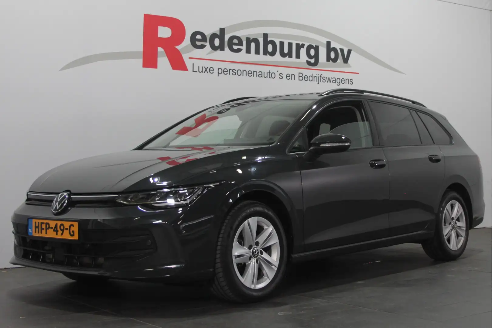 Volkswagen Golf Variant 8.5 1.5 eTSI Life Business - Pano / Carplay / HUD Grijs - 1