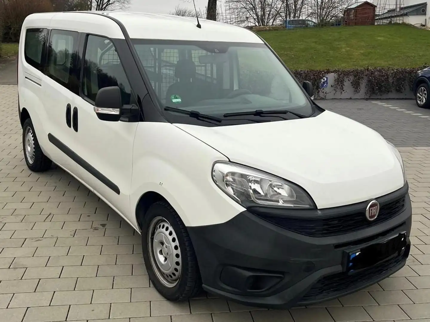 Fiat Doblo Doblo Cargo JTD 223.117.1 verglast Blanc - 2