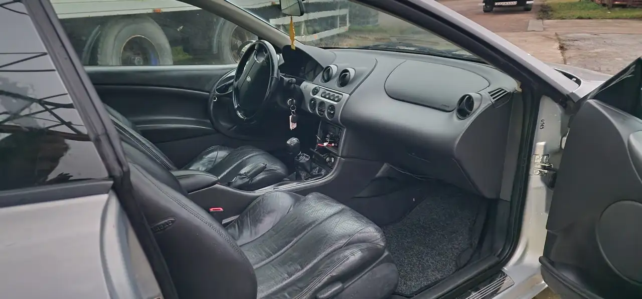Ford Cougar 2.5-24V V6, foto 5
