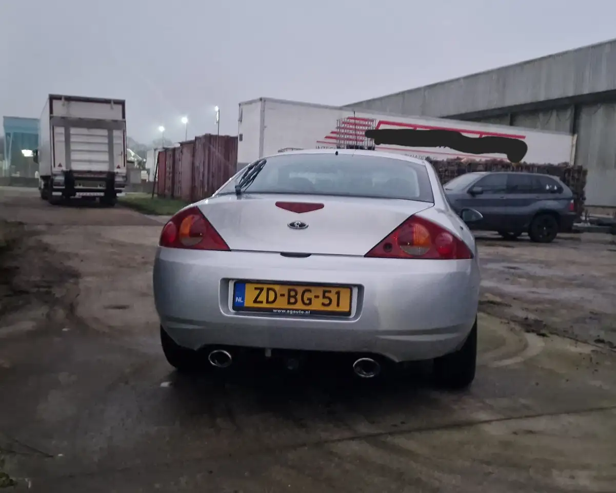 Ford Cougar 2.5-24V V6, foto 3