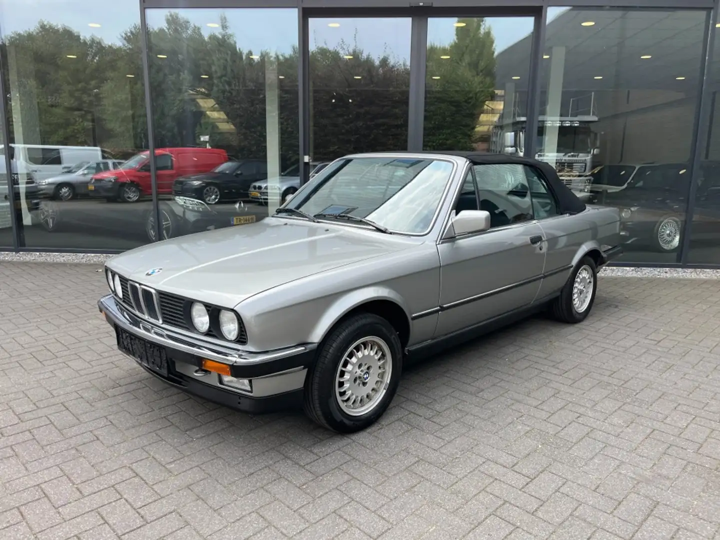 BMW 325 325I Cabrio Automaat, Collectors Item Szary - 1