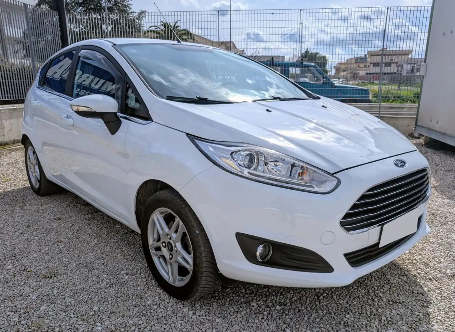 Ford Fiesta 1.0 80CV 5 porte Titanium con Navi Blanc - 2