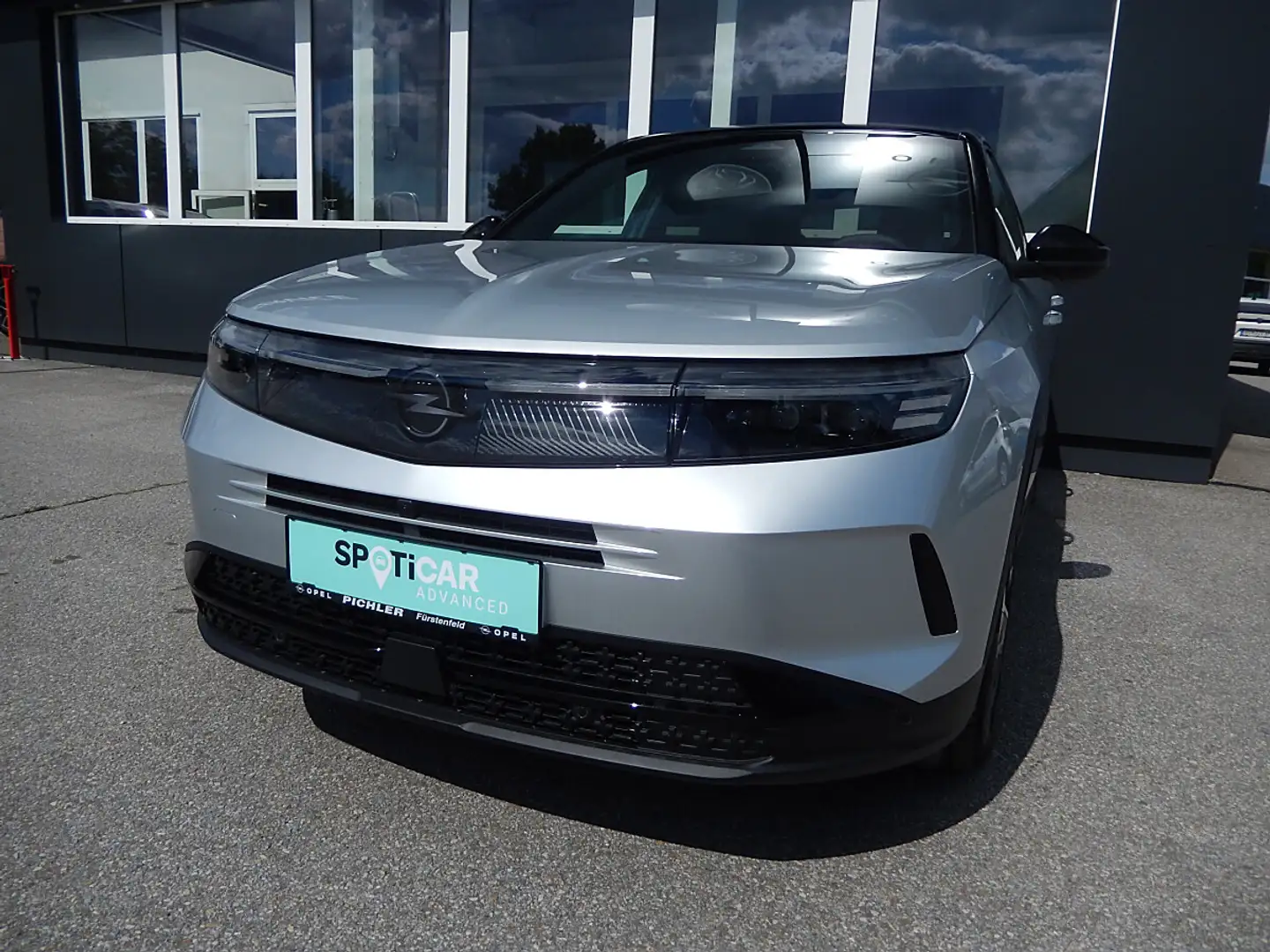 Opel Grandland 1.2 MHEV GS Aut. Silber - 1