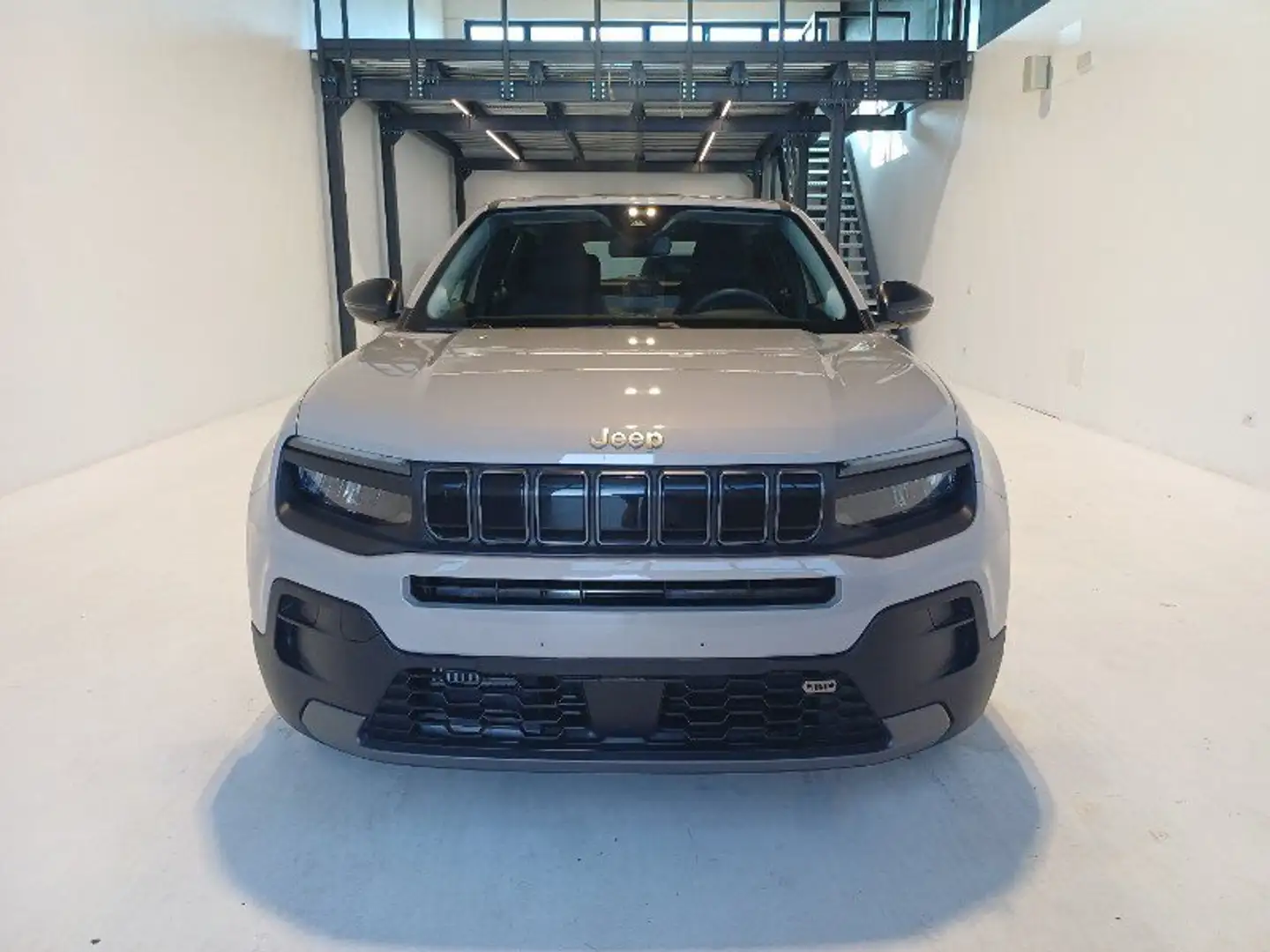 Jeep Avenger Avenger 1.2 Turbo 100 CV Longitude Gris - 2