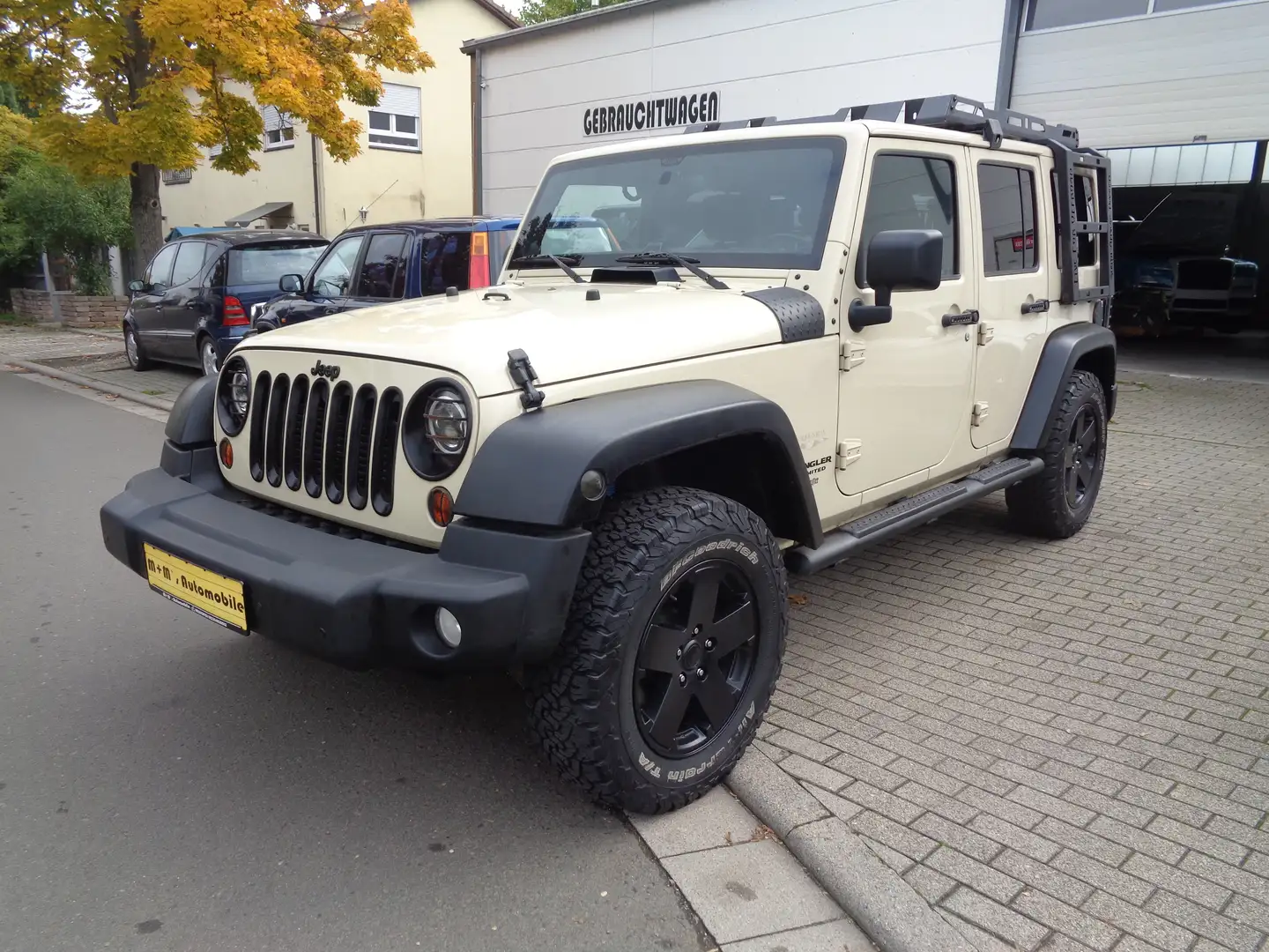 Jeep Wrangler Unlimited Sahara Insp. + ZR neu Beige - 1