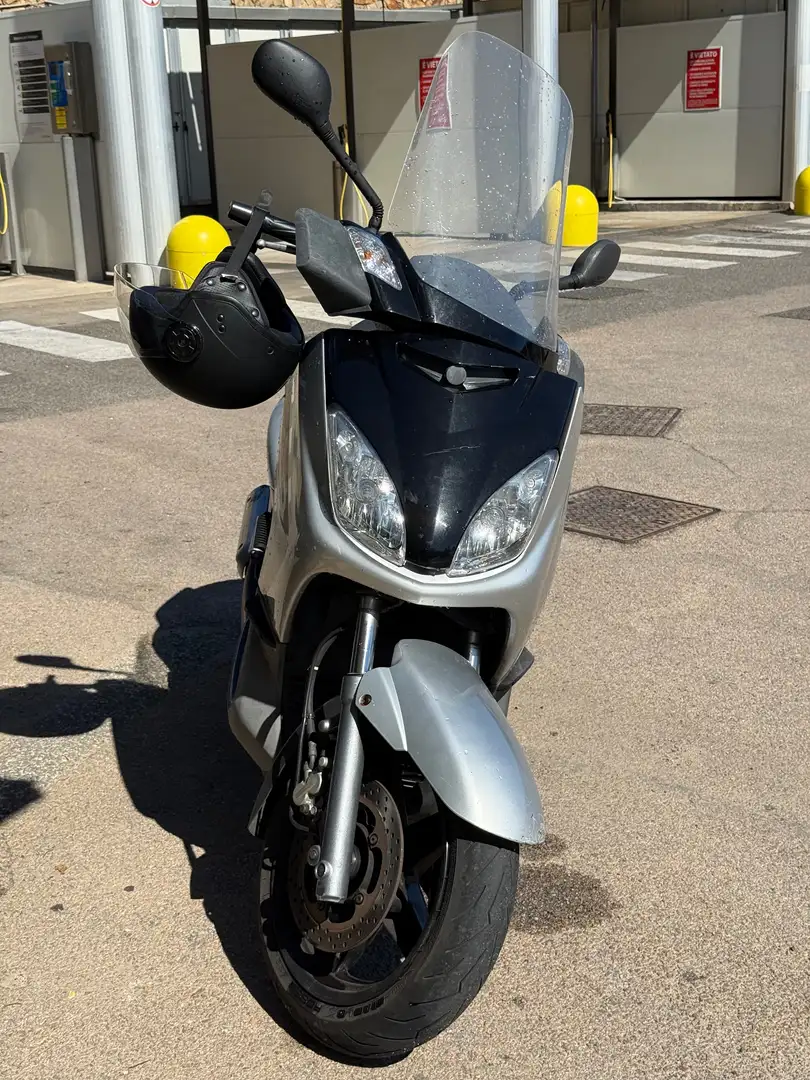 Yamaha X-Max 250 Чорний - 1