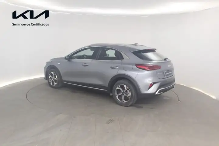 Kia XCeed 2025, foto 8
