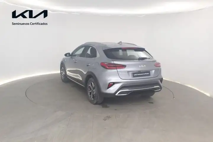 Kia XCeed 2025, foto 2