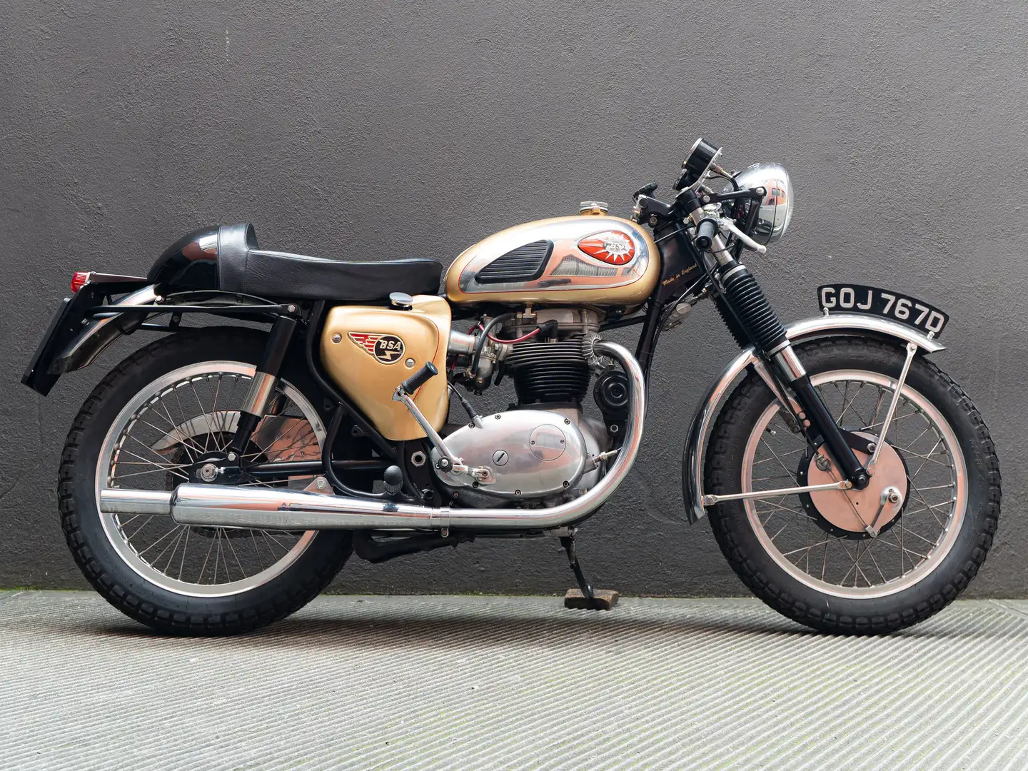 BSA A 65 Lightning Beige - 1