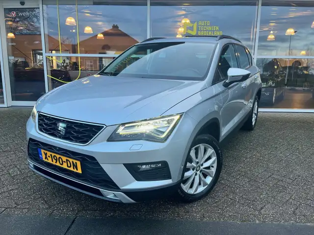 SEAT Ateca 1.0 ECOTSI STYLE BUSINESS INTENSE 360 CAMERA|TREKH