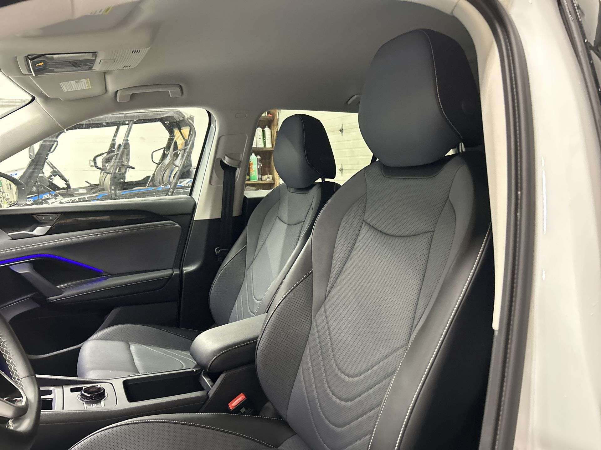 2026 Volkswagen Tiguan COMFORTLINE AWD | HTD LEATHER | CARPLAY | ALLOYS — photo 2