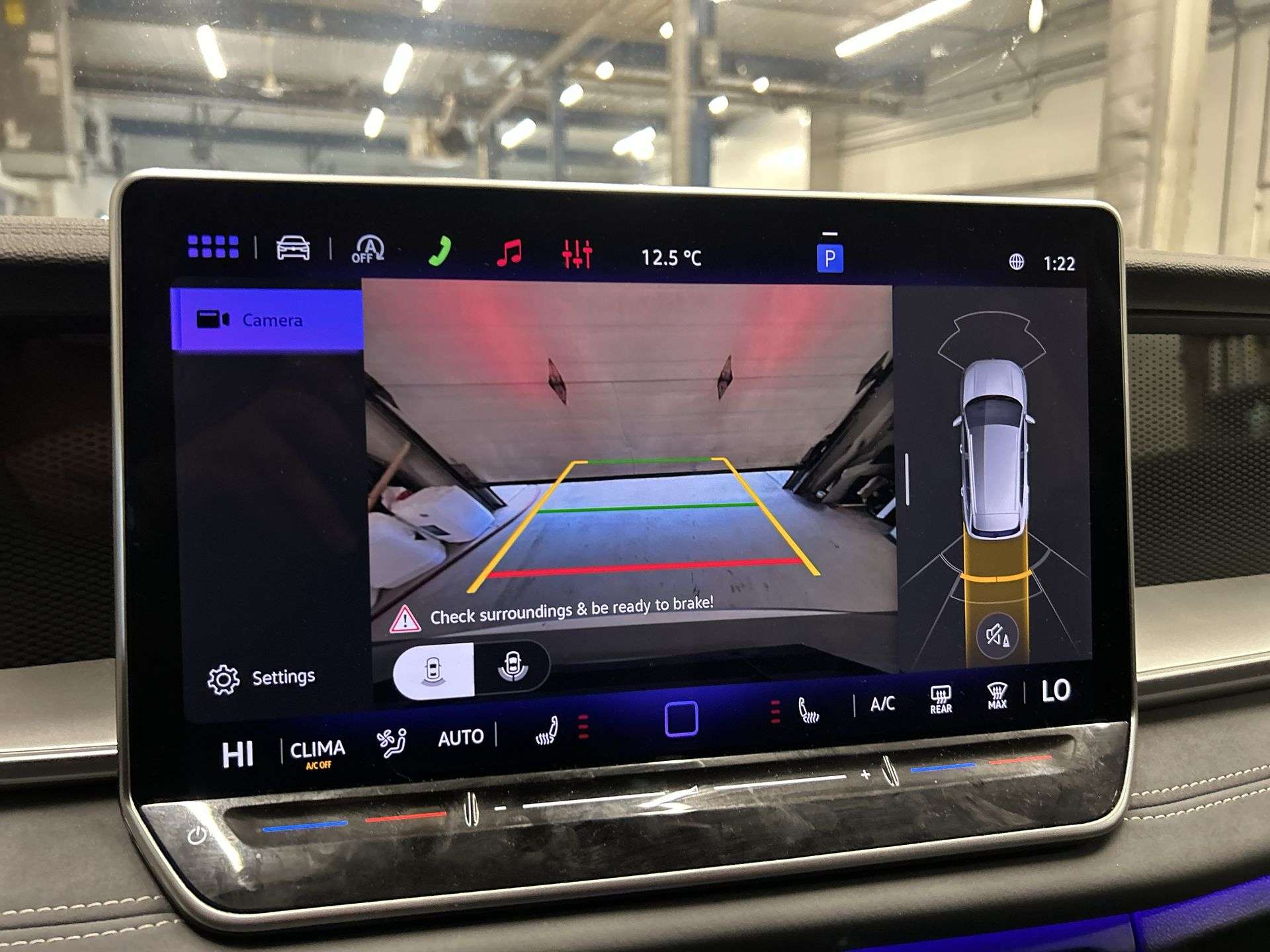 2026 Volkswagen Tiguan COMFORTLINE AWD | HTD LEATHER | CARPLAY | ALLOYS — photo 4