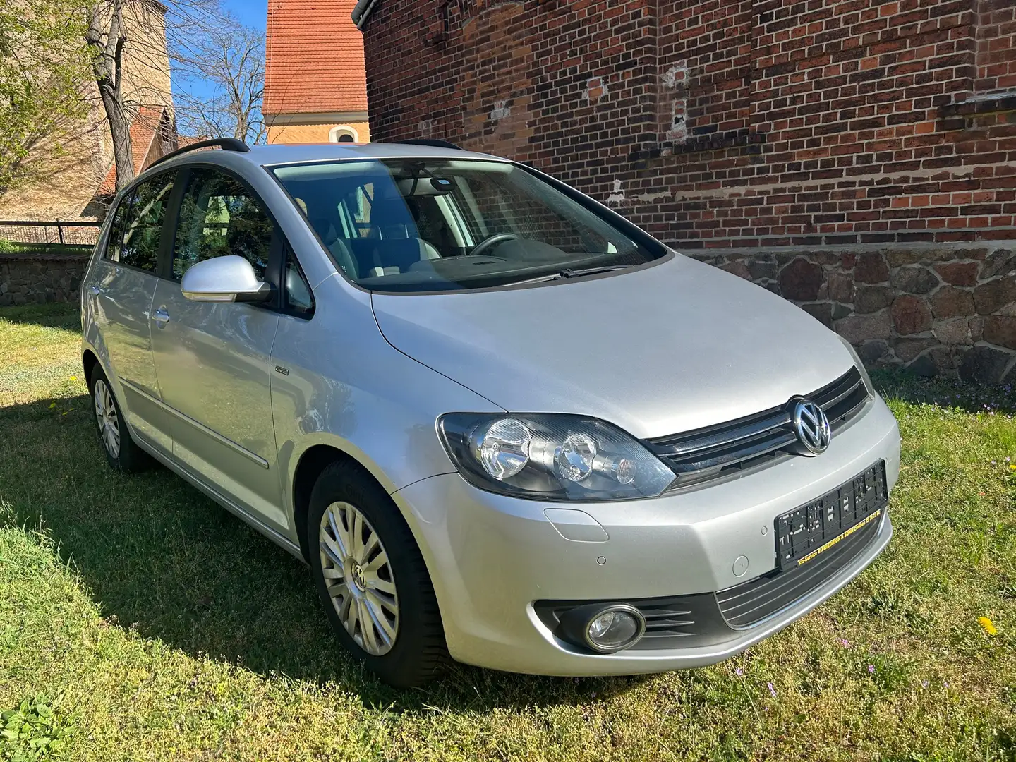 Volkswagen Golf Plus 1.2 TSI Life, BlueMotion Technologie, Standheizung Silber - 1