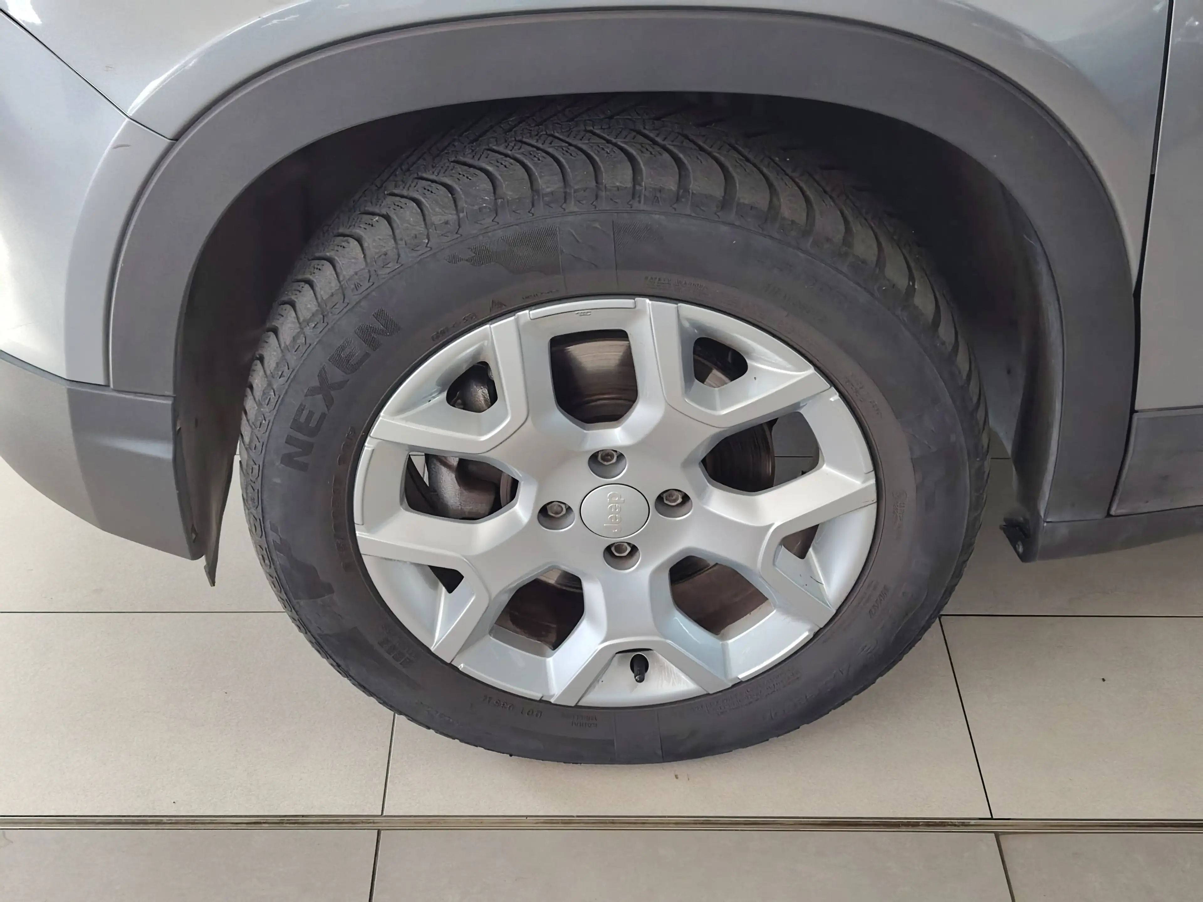 Jeep Avenger 1.2 MHEV Altitude JBL ACC LED — photo 7