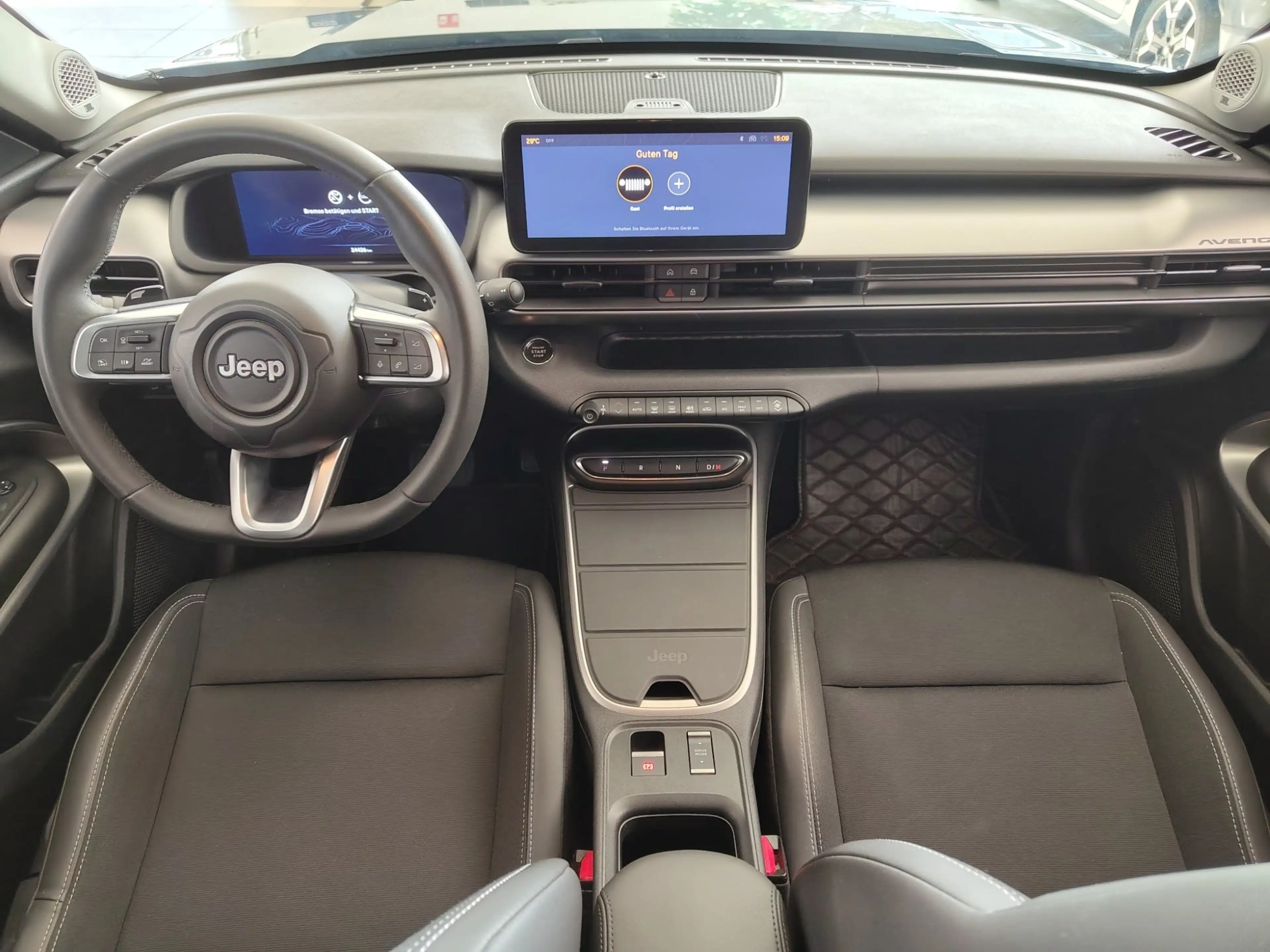 Jeep Avenger 1.2 MHEV Altitude JBL ACC LED — photo 15