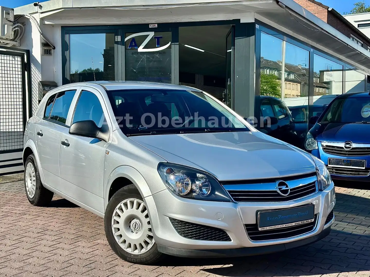 Opel Astra H Lim. Selection*1.HAND*KLIMA*SERH SAUBER* Plateado - 1