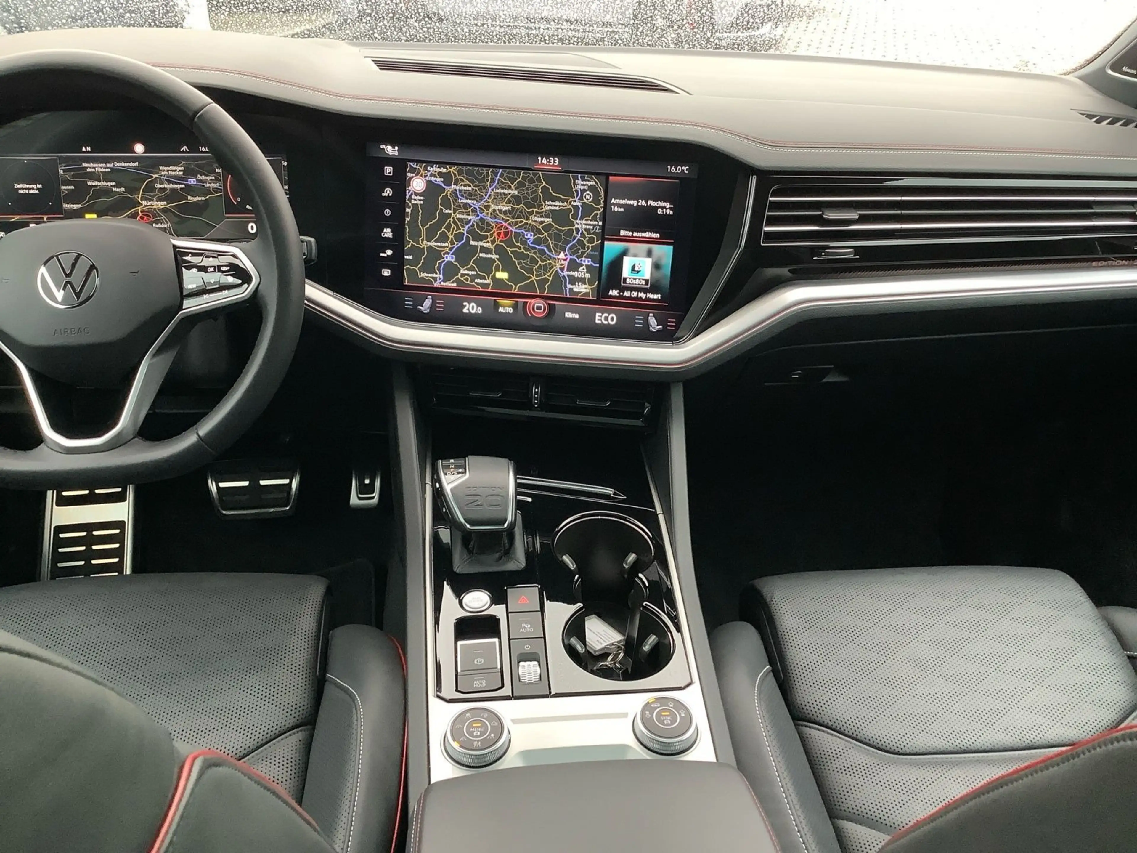 Volkswagen Touareg 3.0 TDI Elegance AHK ACC Matrix Pano Sta — photo 11