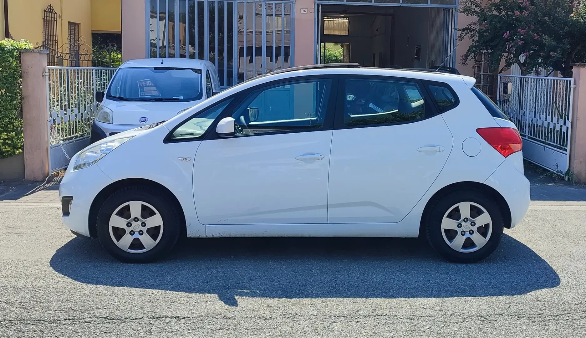 Kia Venga Venga 1.4 Easy eco-dynamics Gpl Bianco - 2