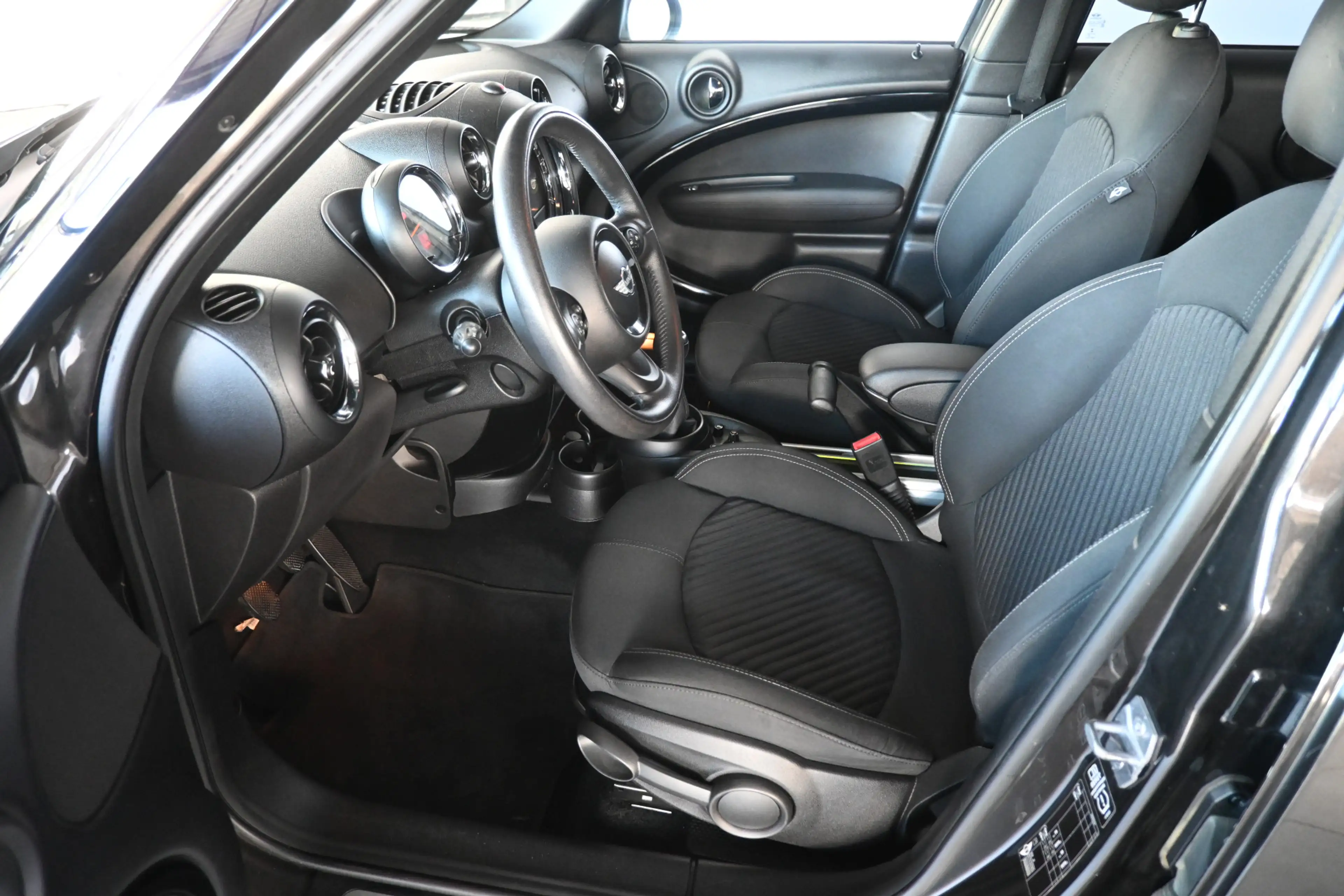 MINI One Countryman 1.6 Knockout Edition Nap! Clima Cruise Navigatie X — photo 7